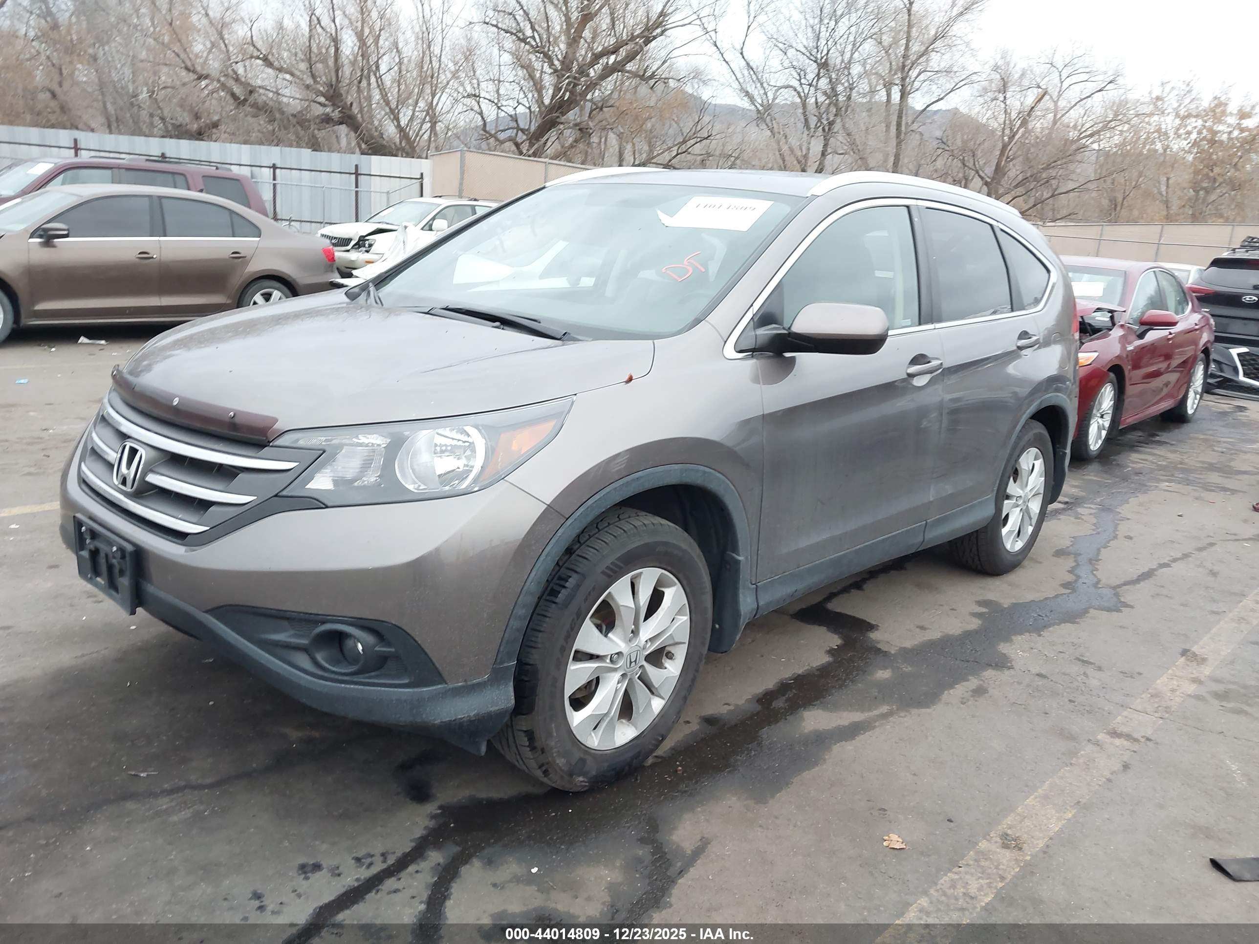 HONDA CR-V image 2