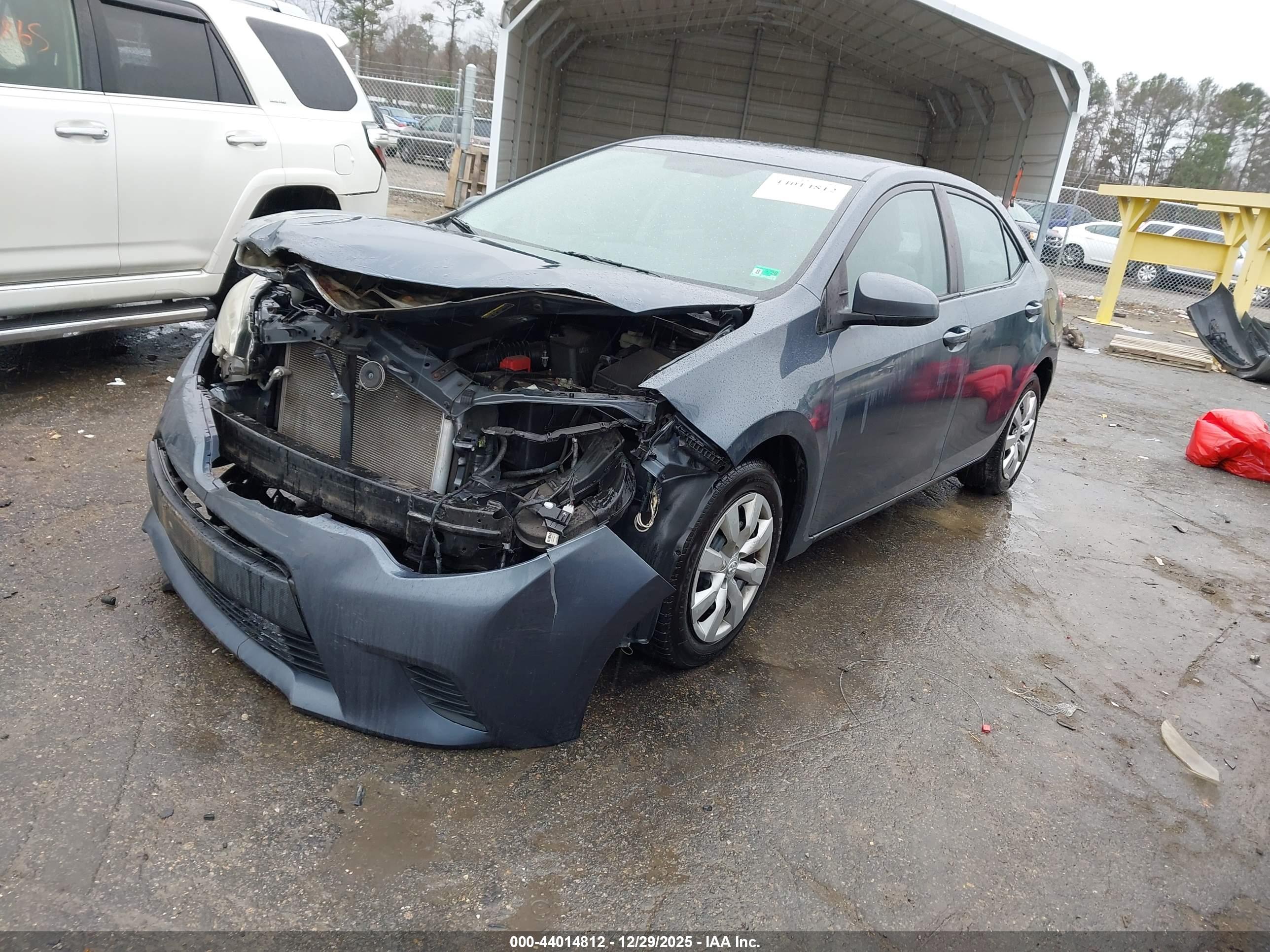 TOYOTA COROLLA image 2