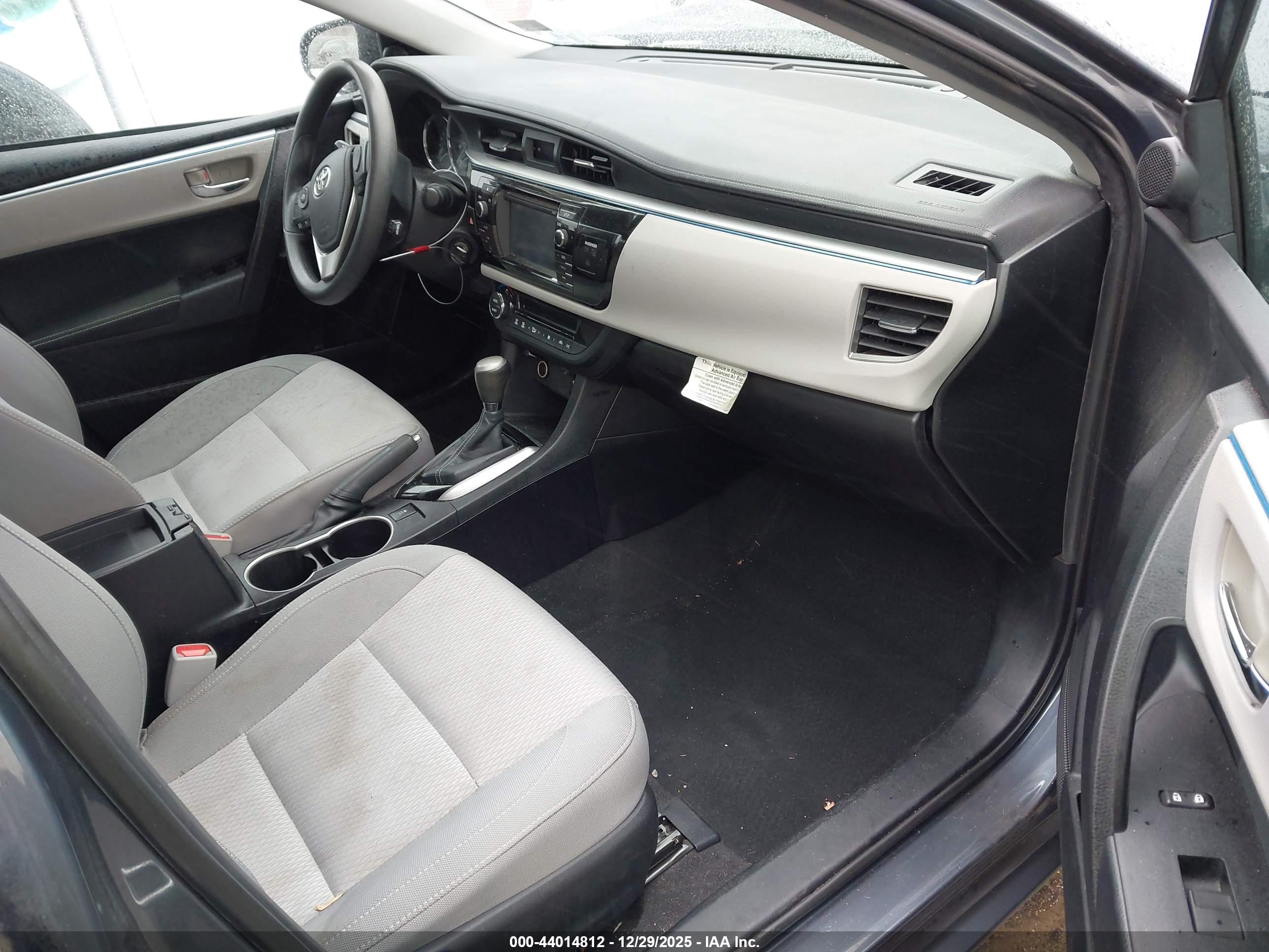 TOYOTA COROLLA image 5