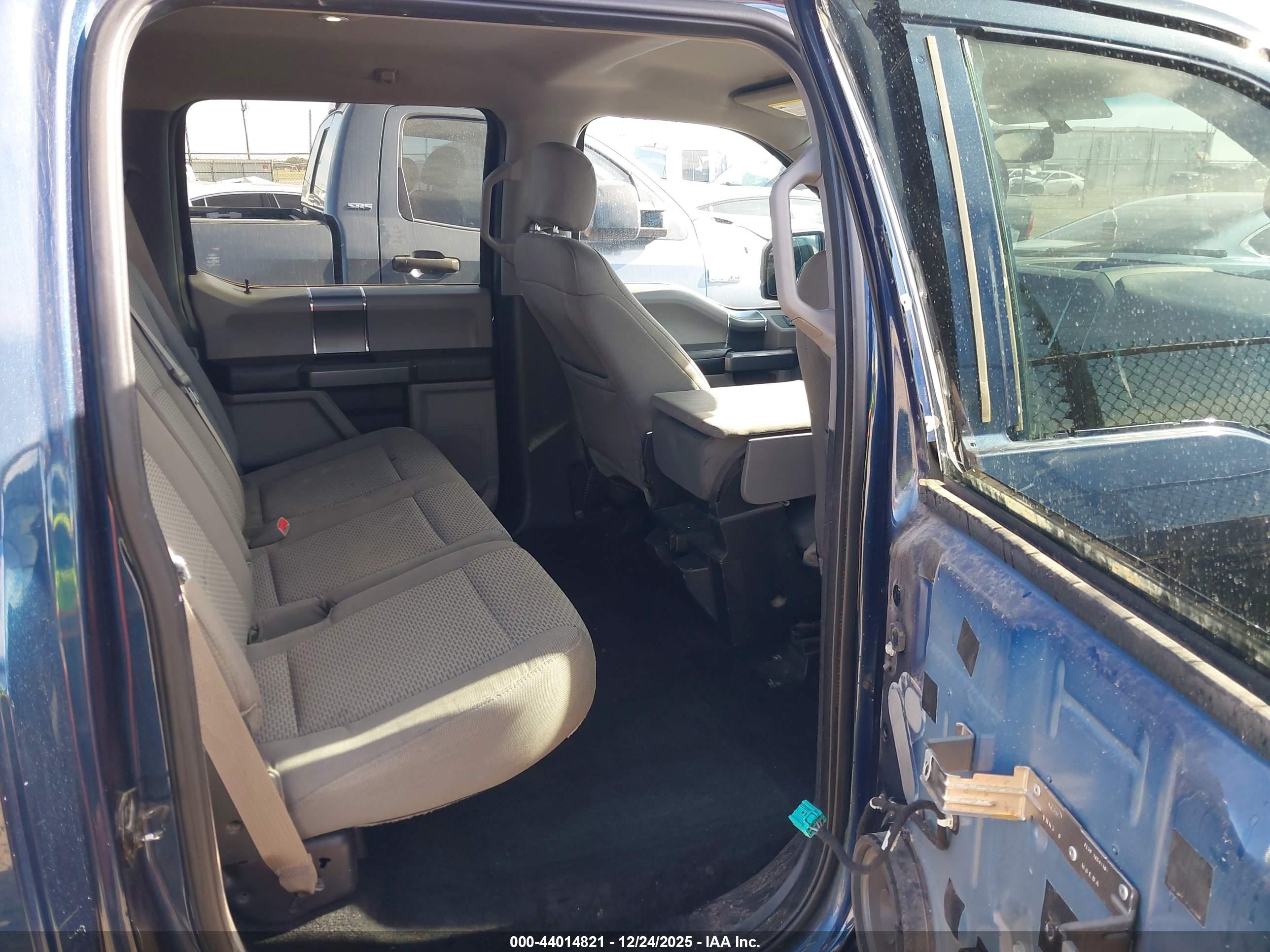 FORD F-150 image 8