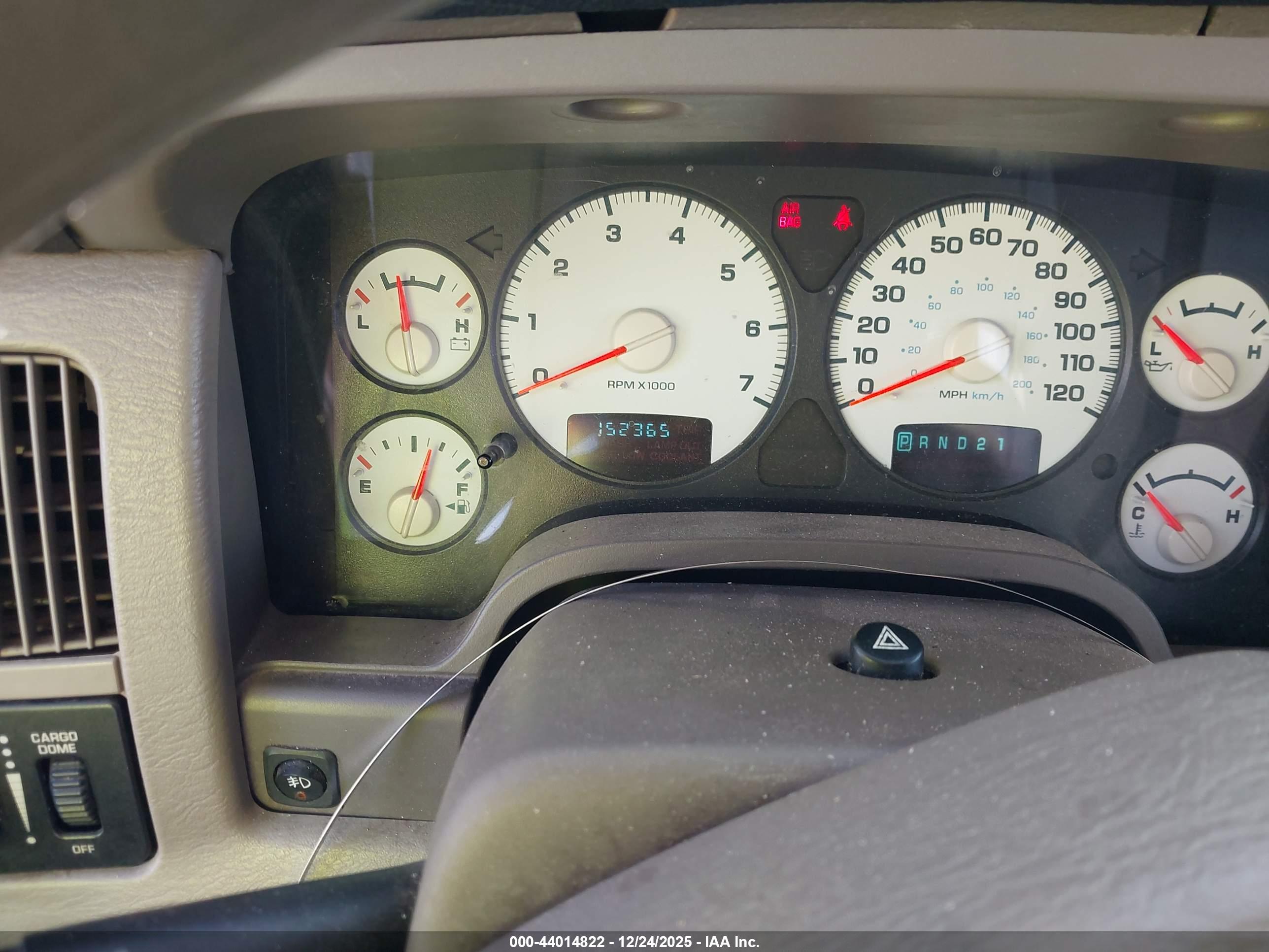 DODGE RAM image 7