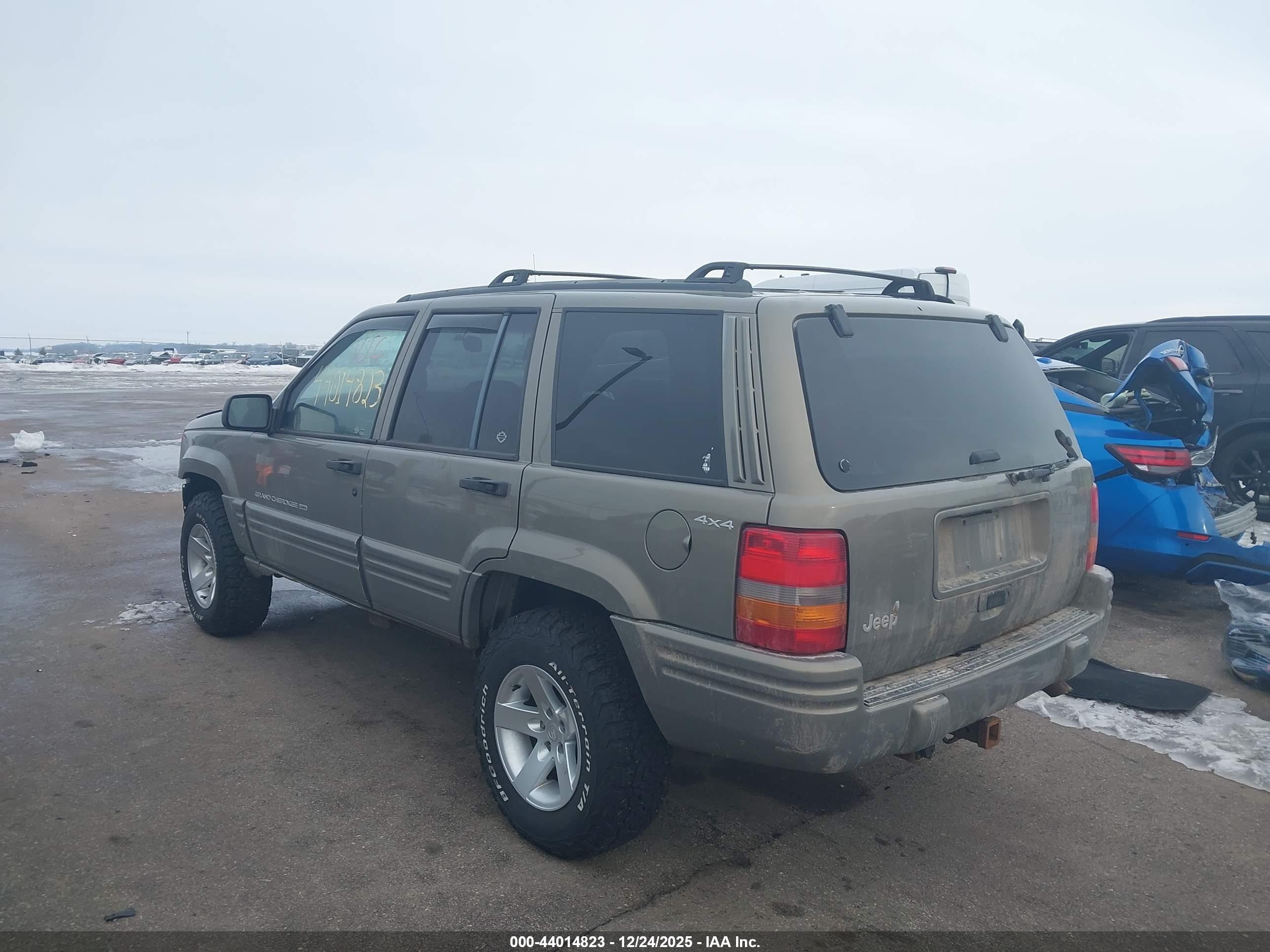 JEEP GRAND image 3