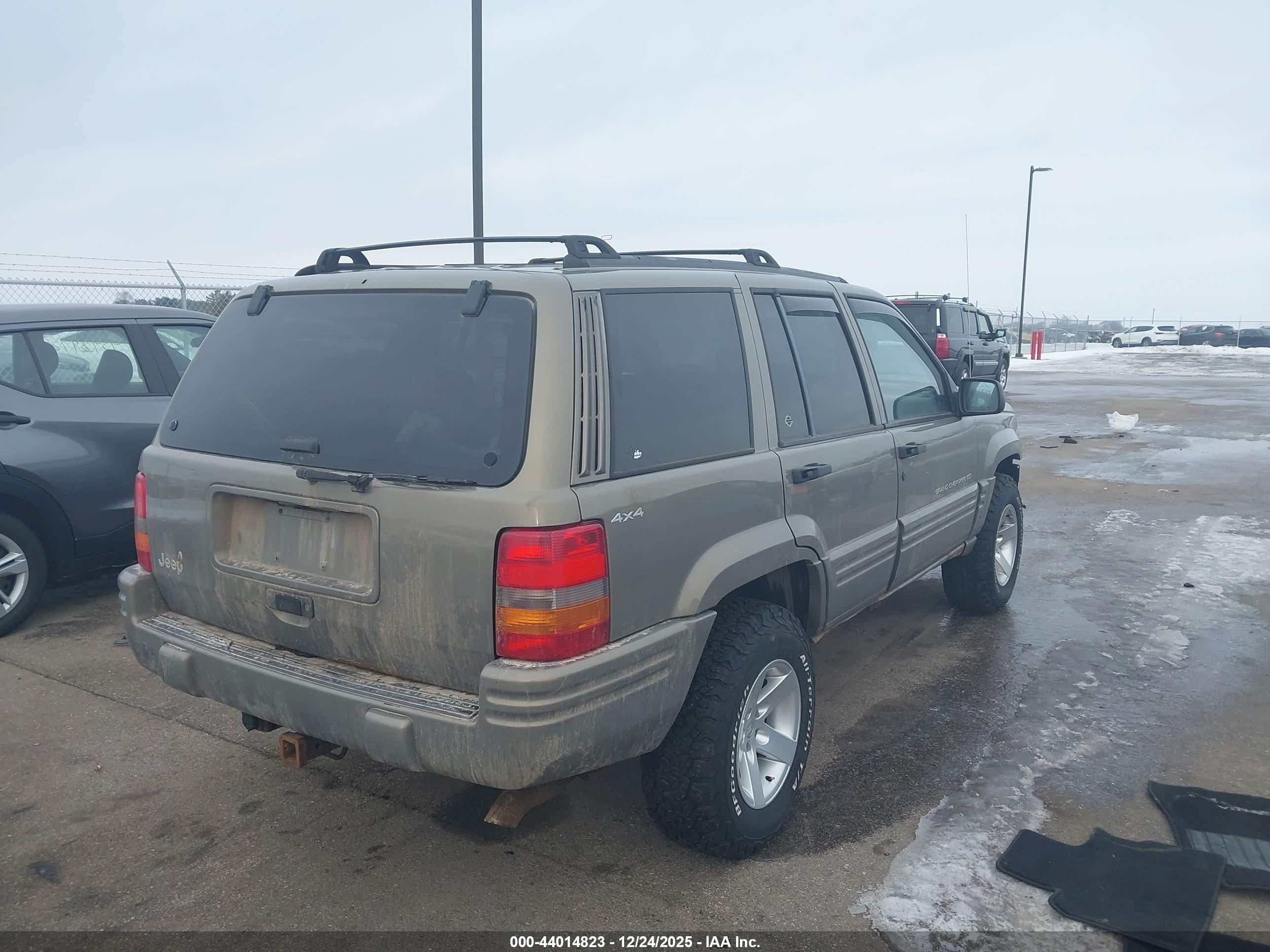 JEEP GRAND image 4