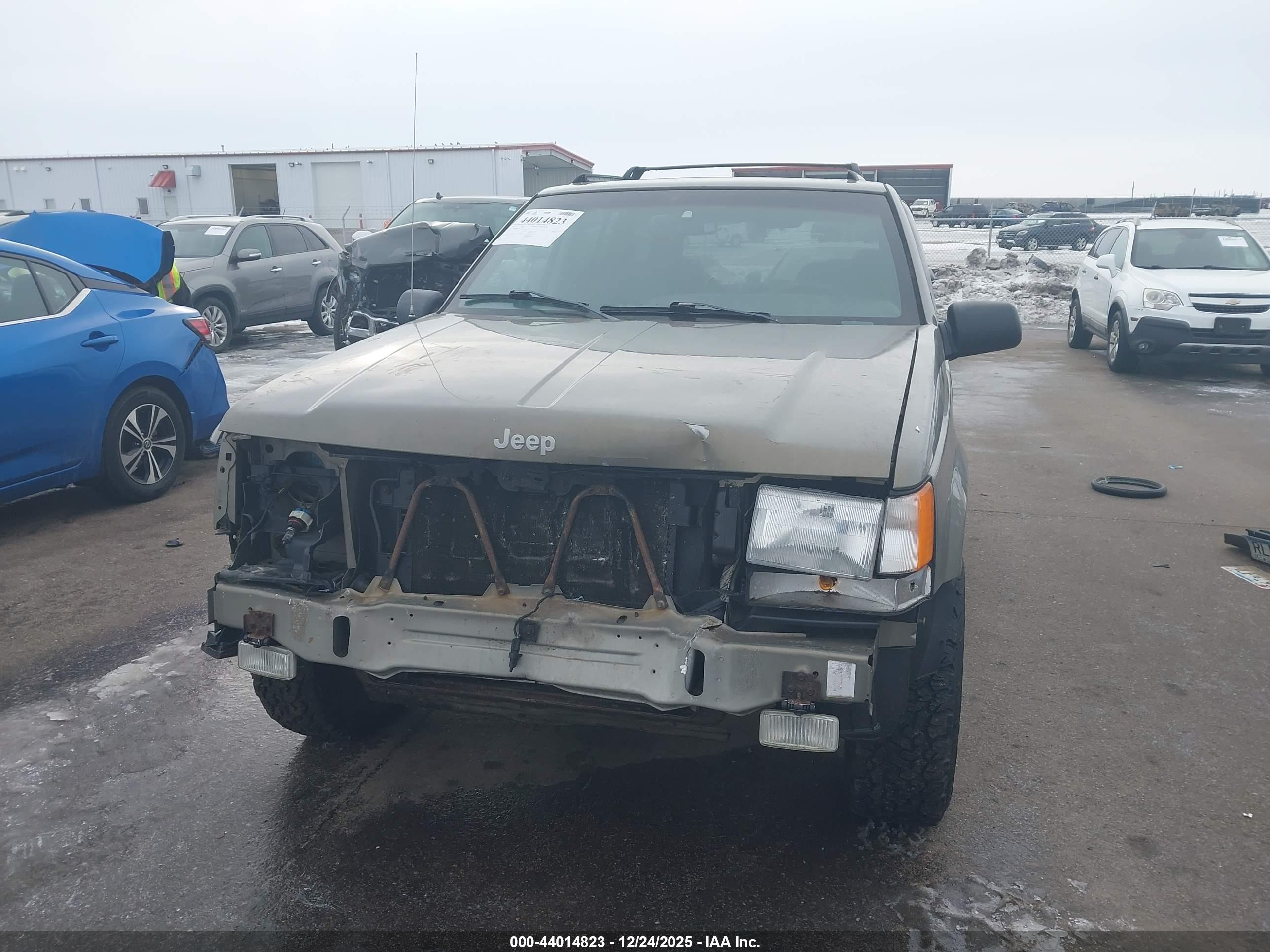 JEEP GRAND image 6
