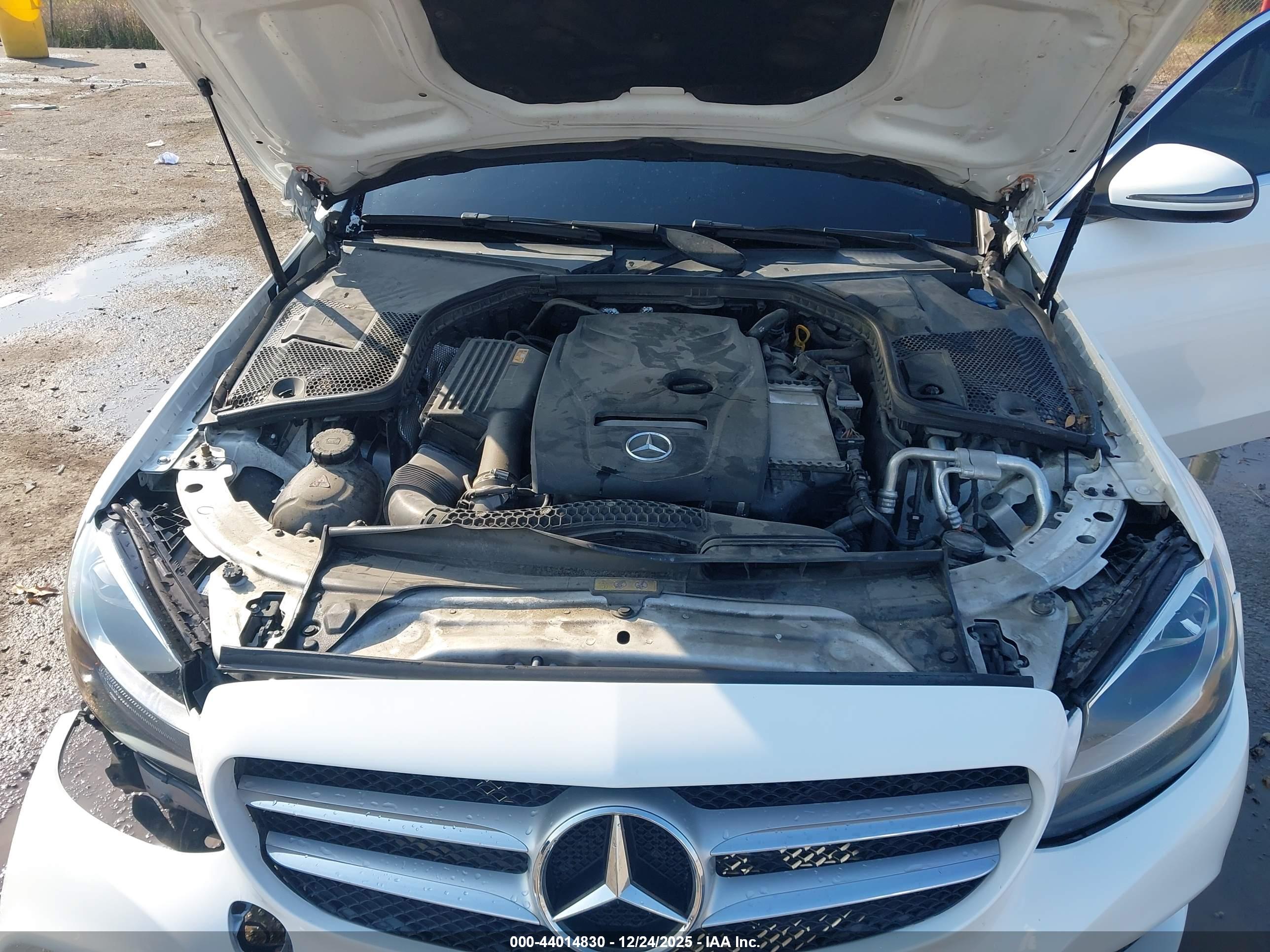 MERCEDES-BENZ C image 10
