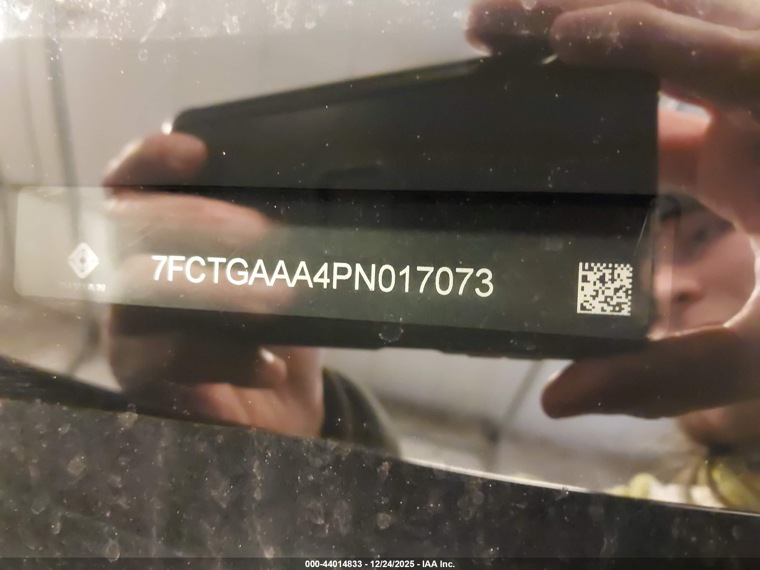 RIVIAN R1T image 9