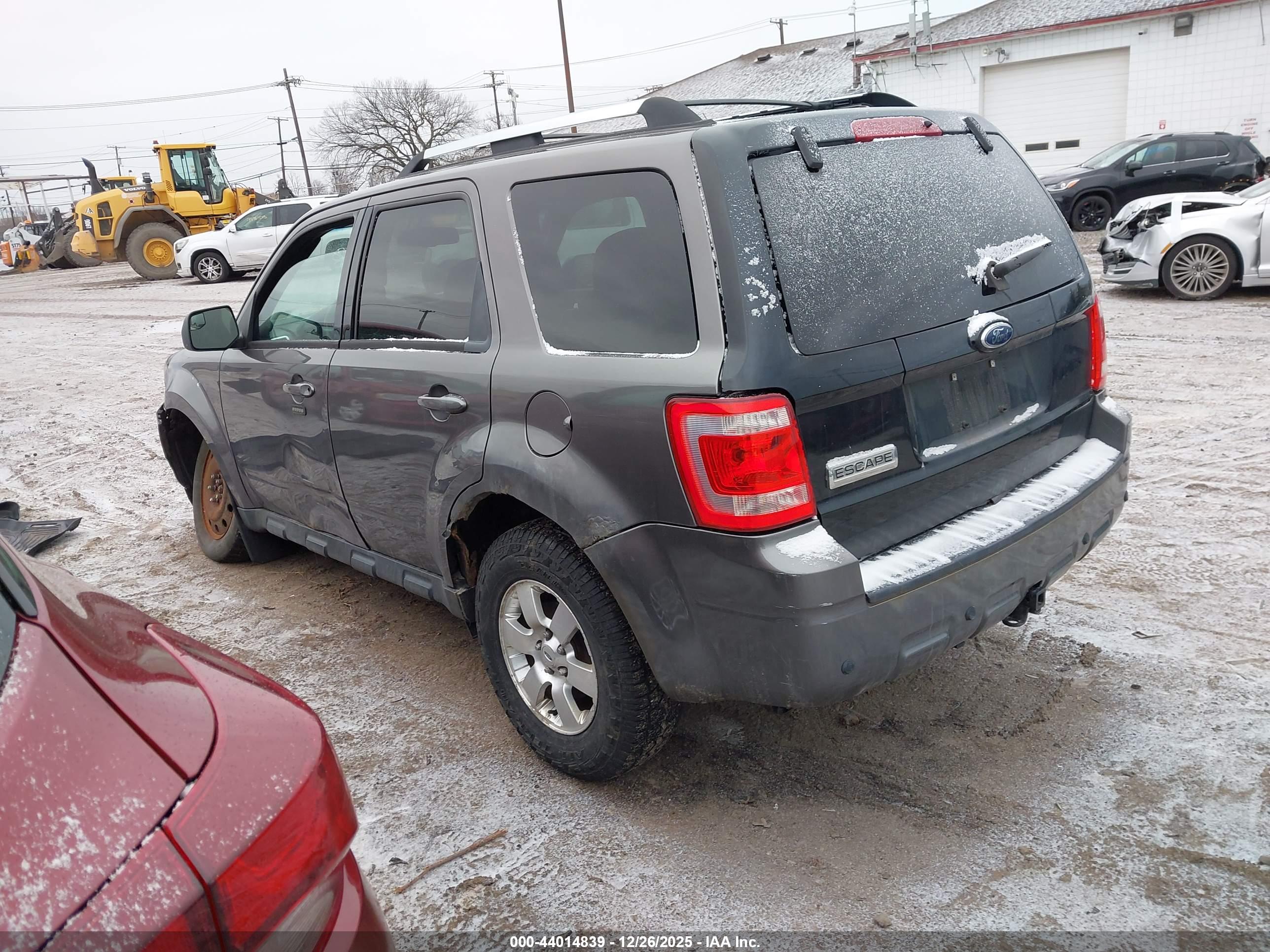 FORD ESCAPE image 3