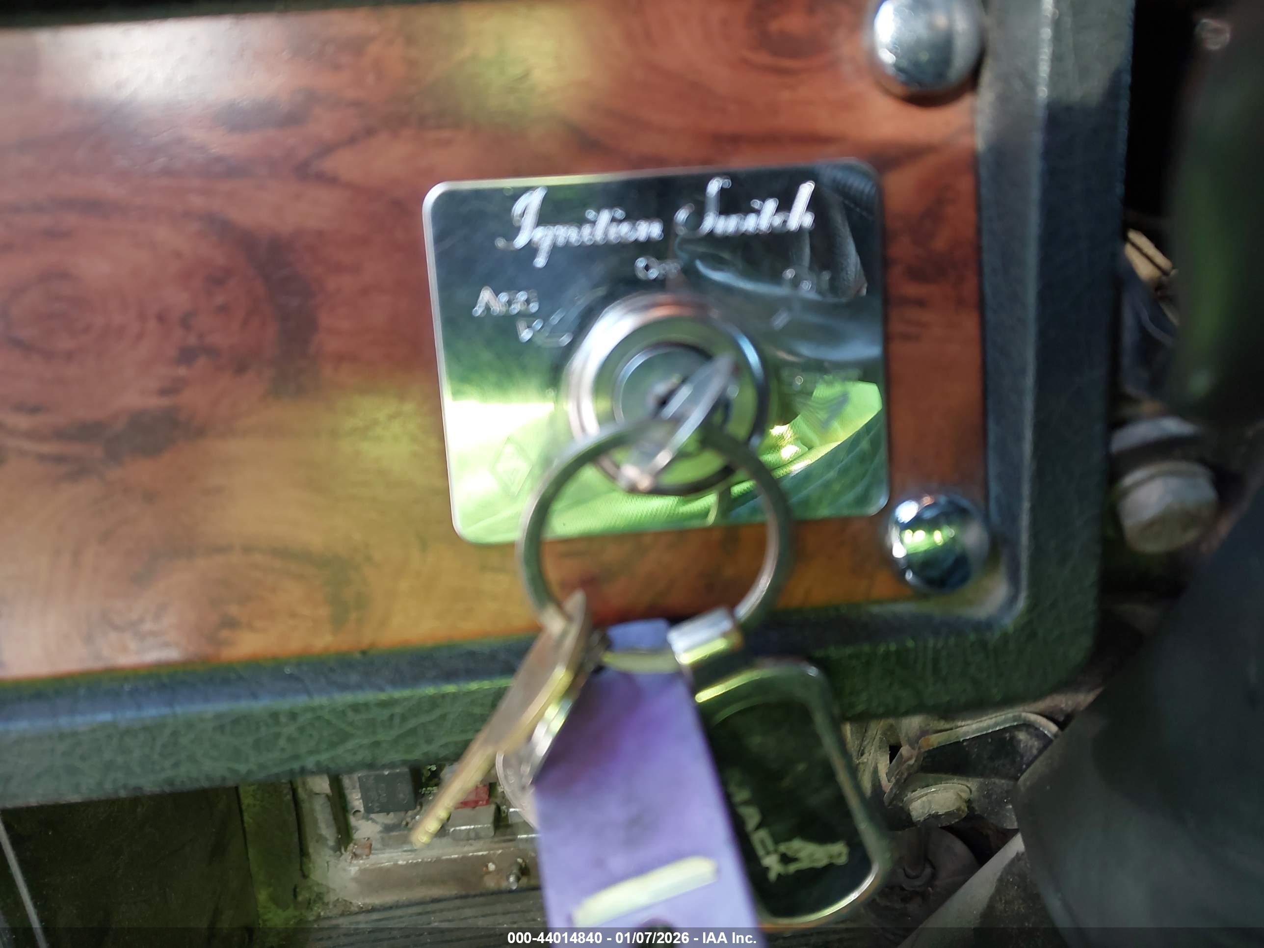 KENWORTH CONSTRUCTION image 11