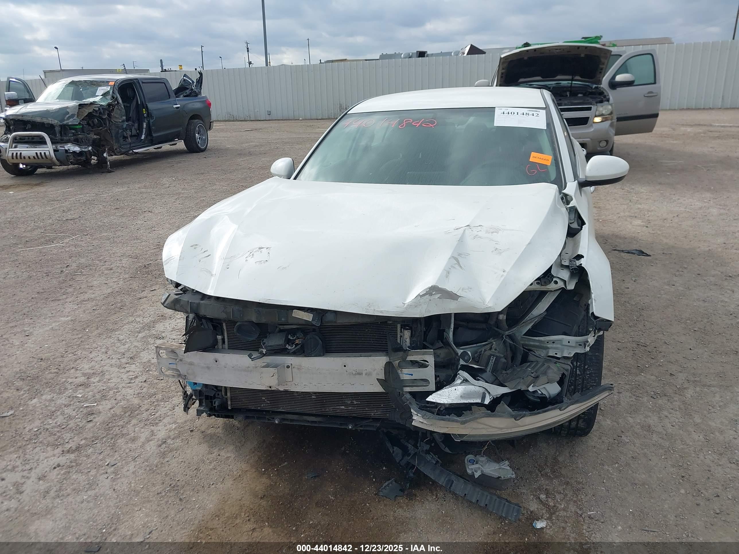 NISSAN ALTIMA image 6