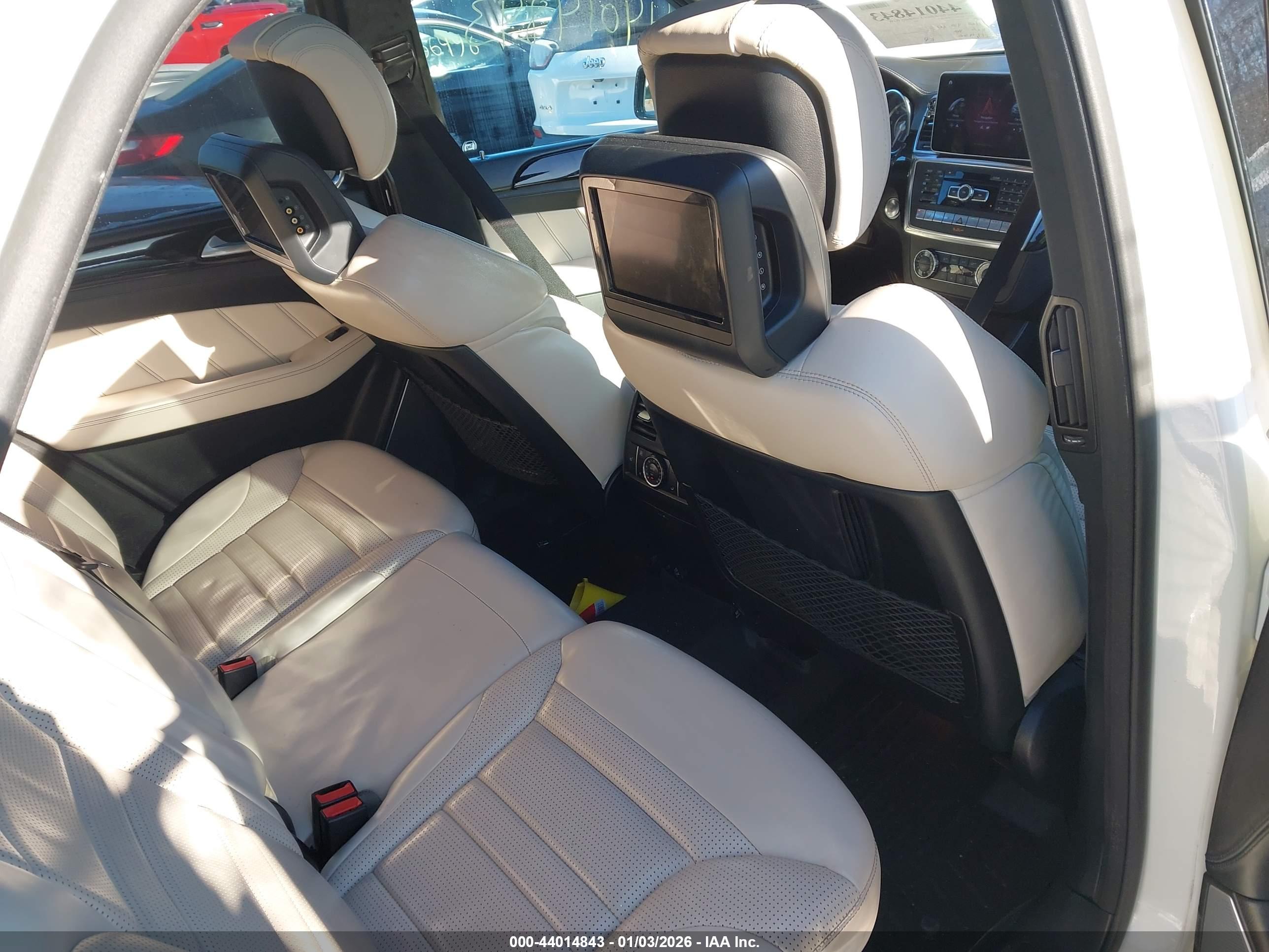 MERCEDES-BENZ ML image 8
