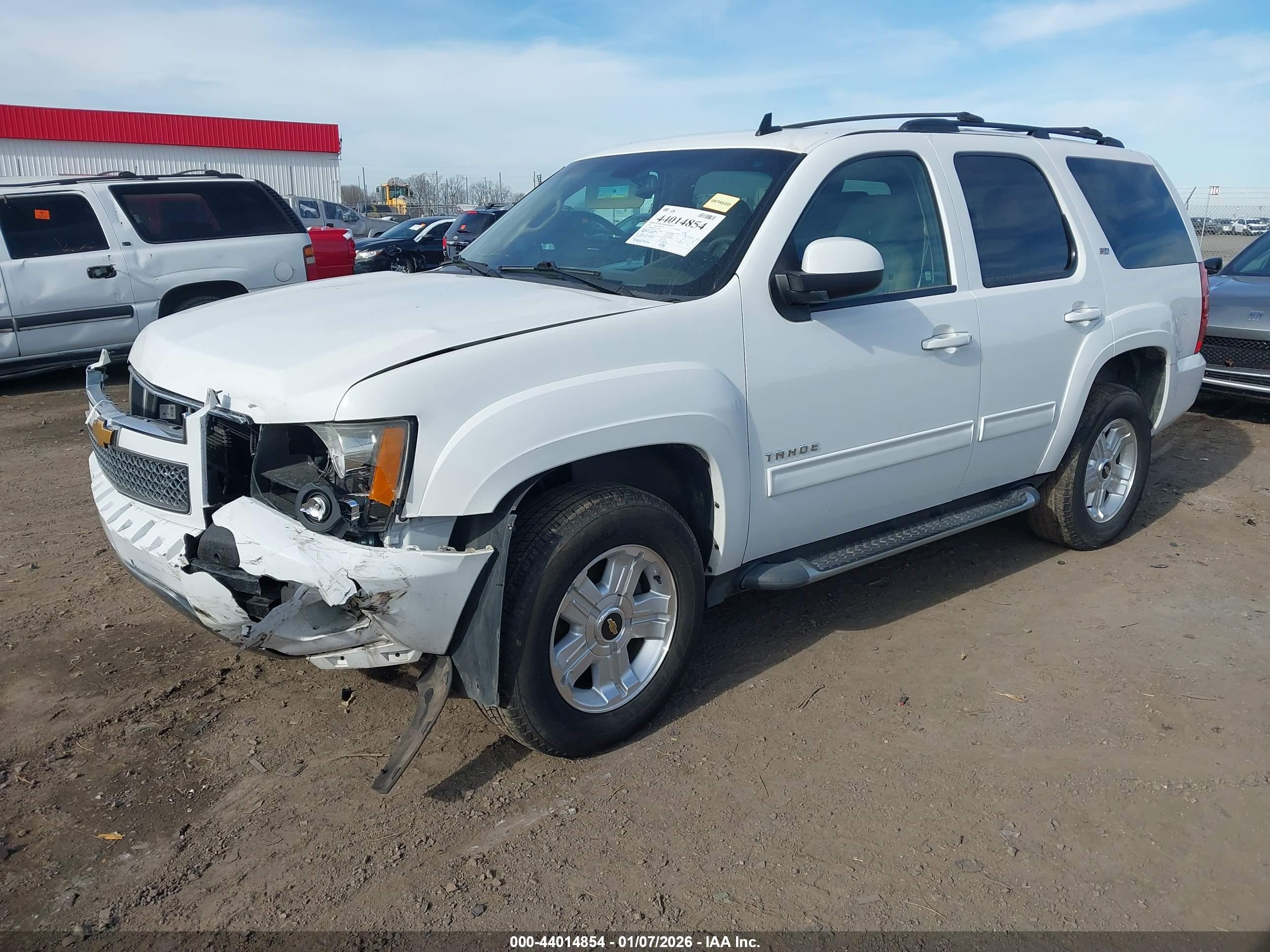 CHEVROLET TAHOE image 2