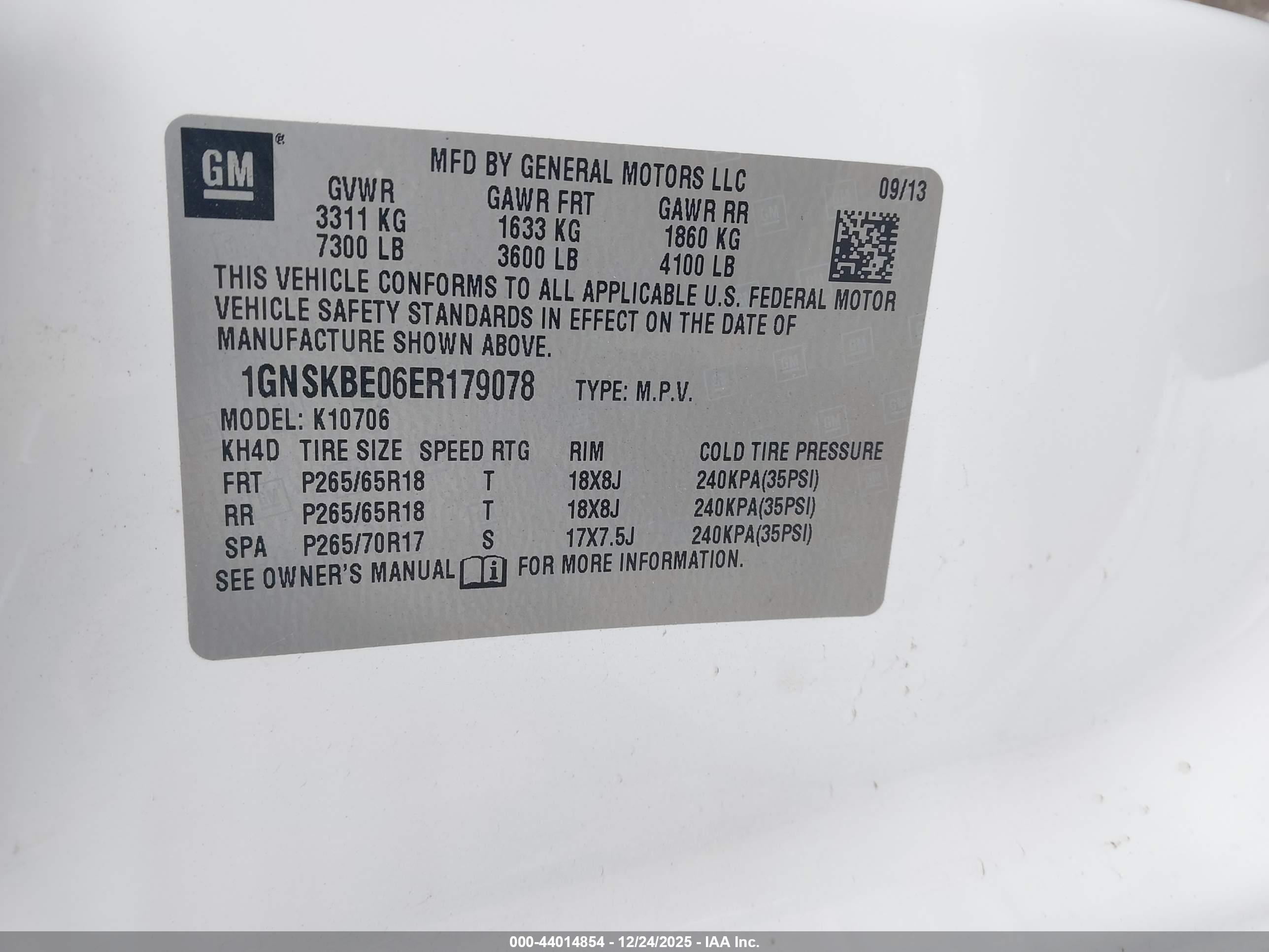 CHEVROLET TAHOE image 9