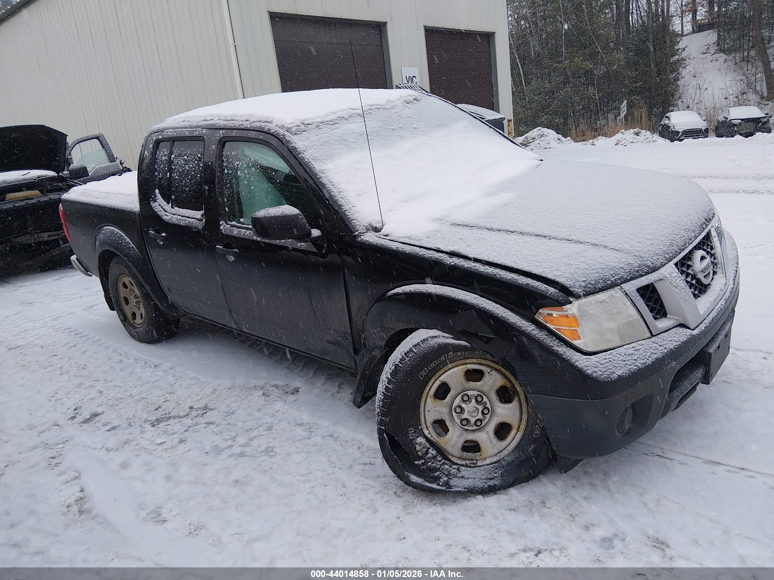 NISSAN FRONTIER image 6
