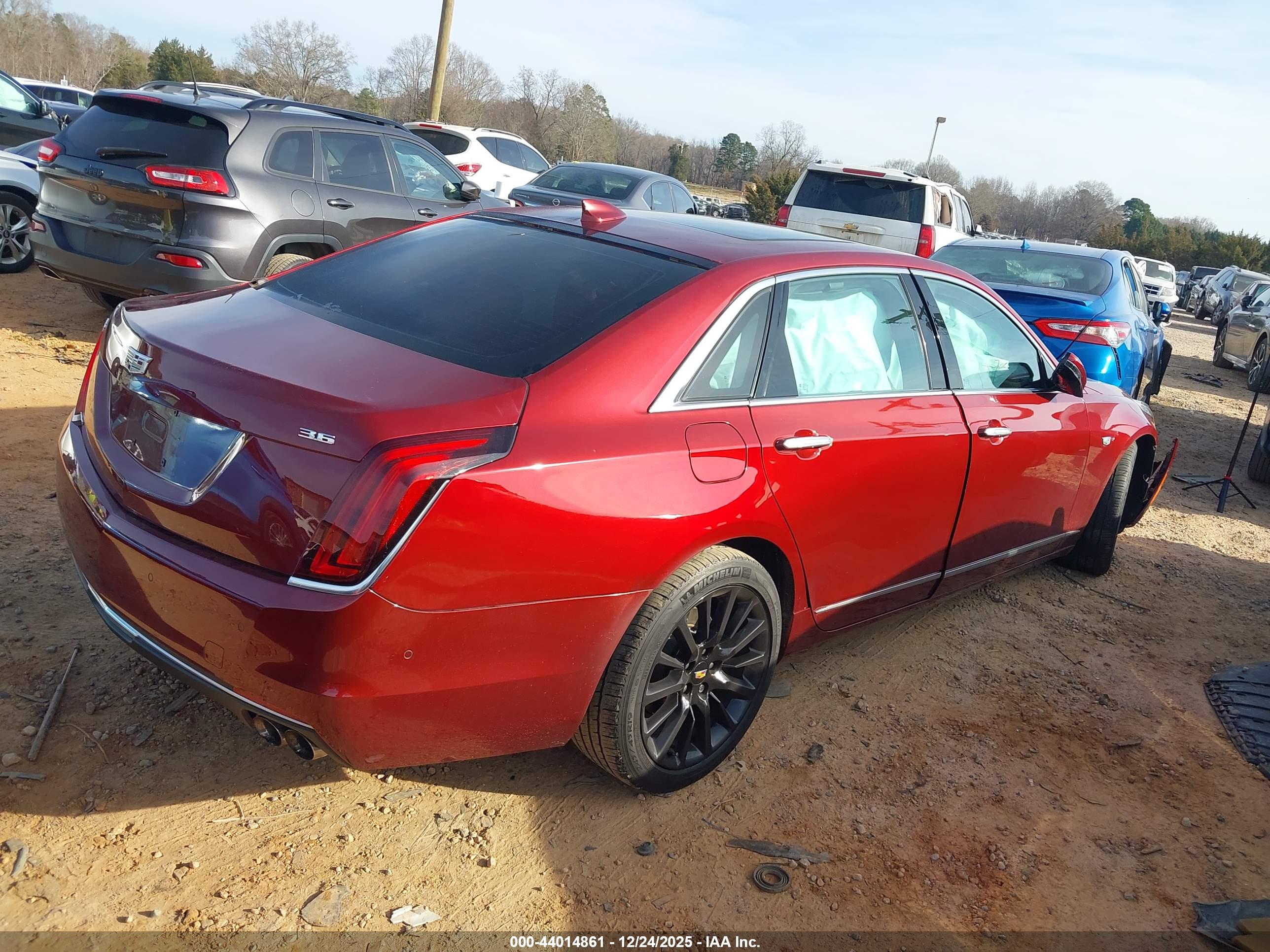 CADILLAC CT6 image 4