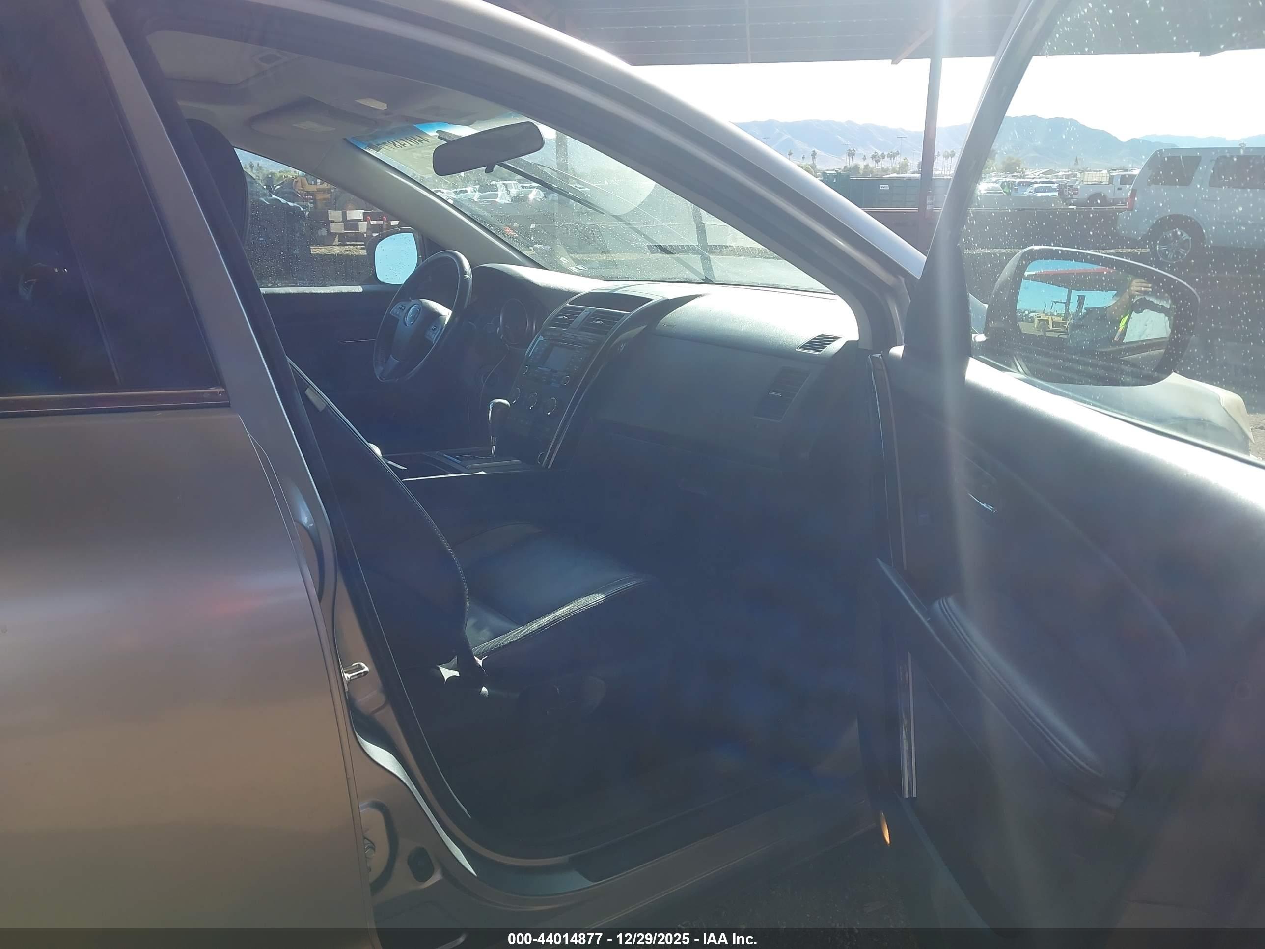 MAZDA CX-9 image 5