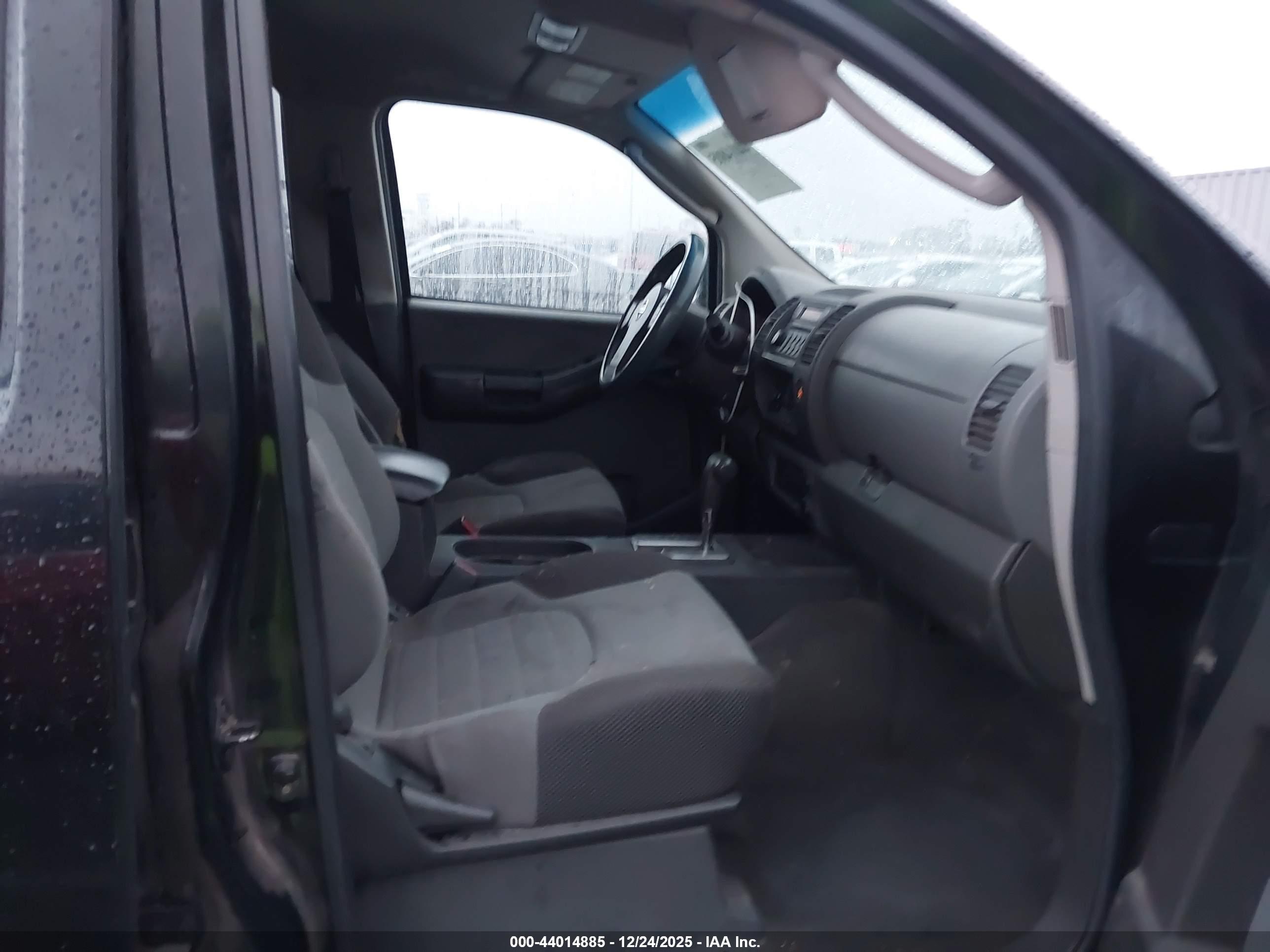 NISSAN XTERRA image 5