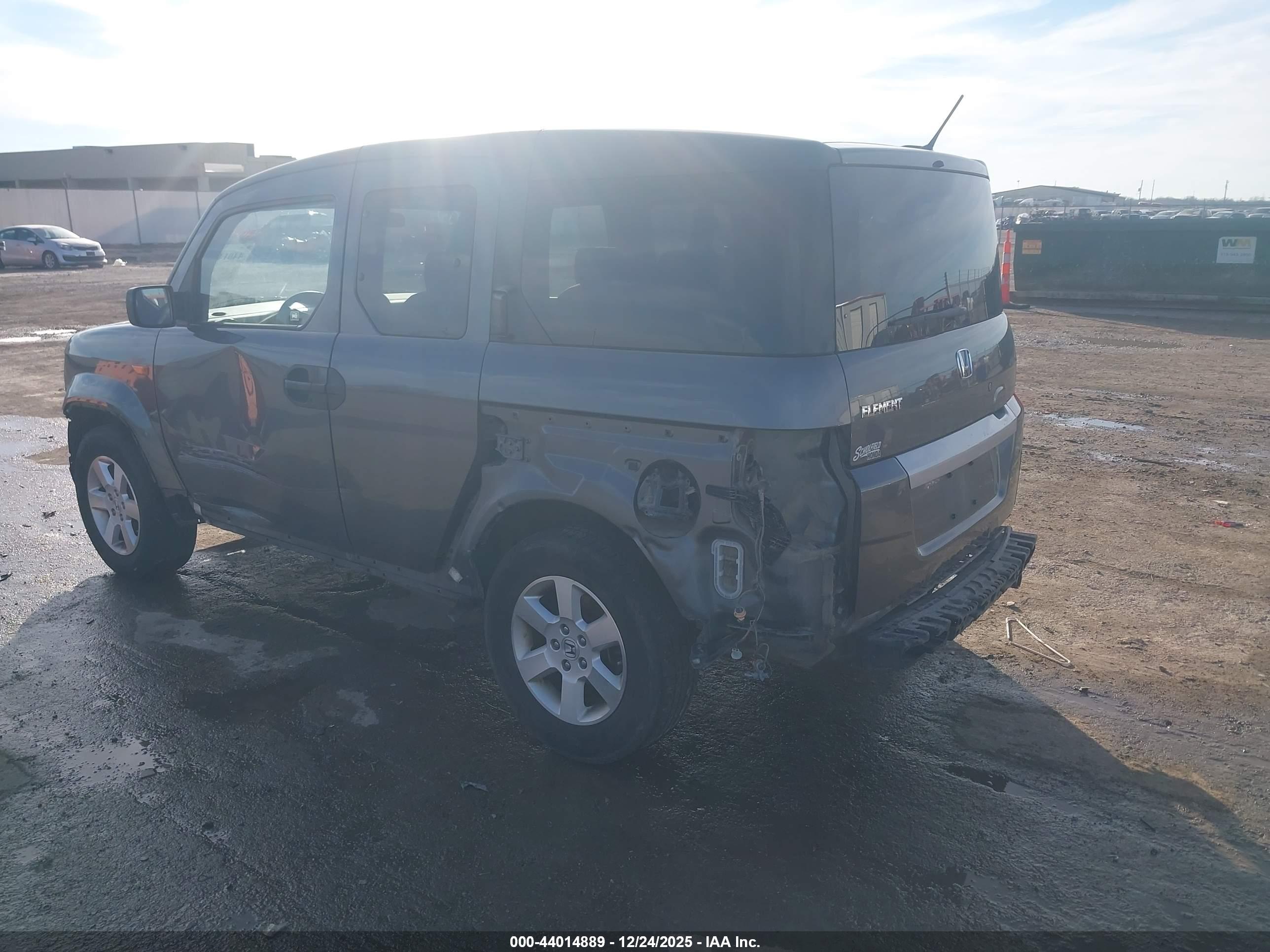 HONDA ELEMENT image 3