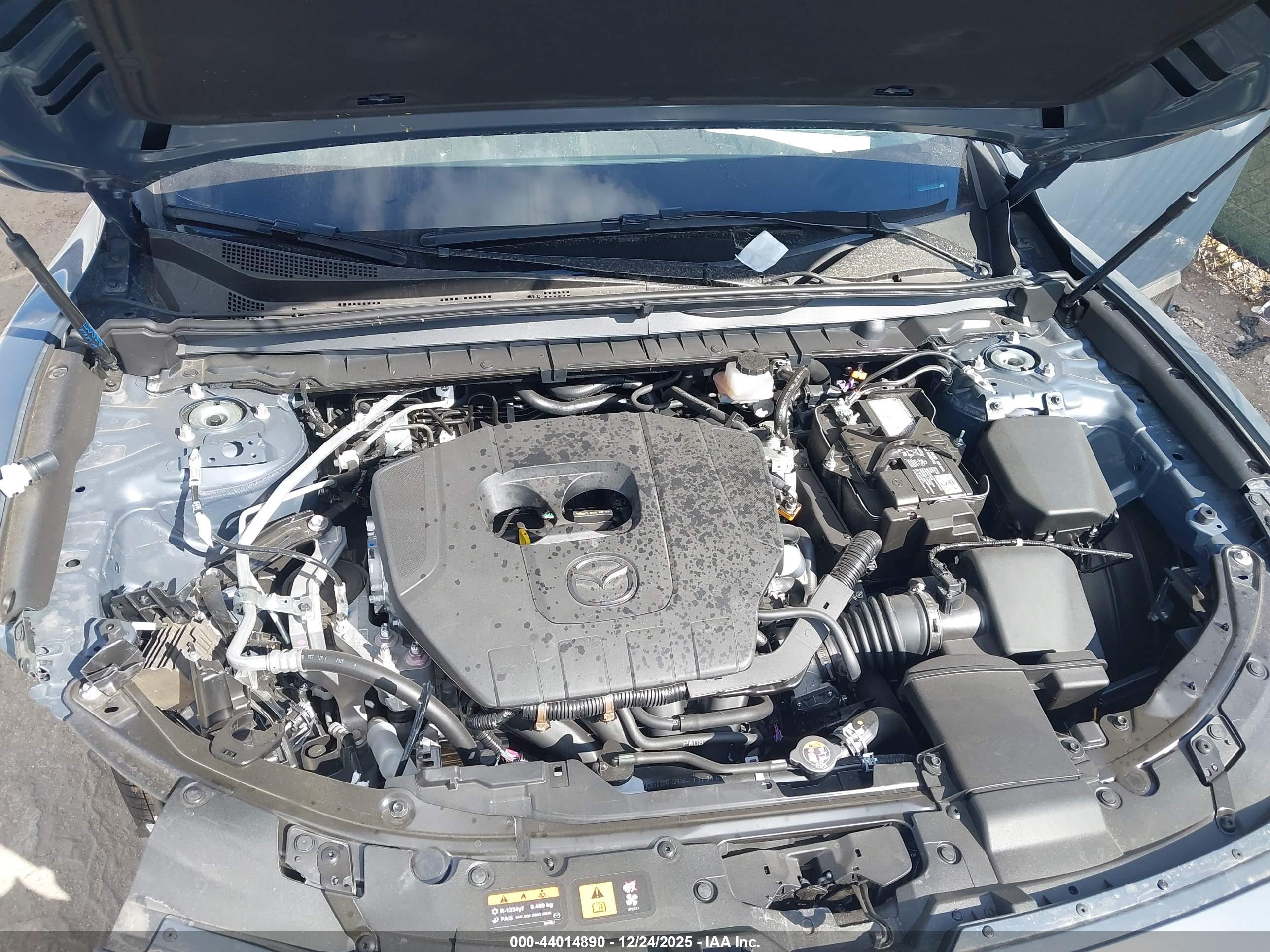 MAZDA CX-50 image 10