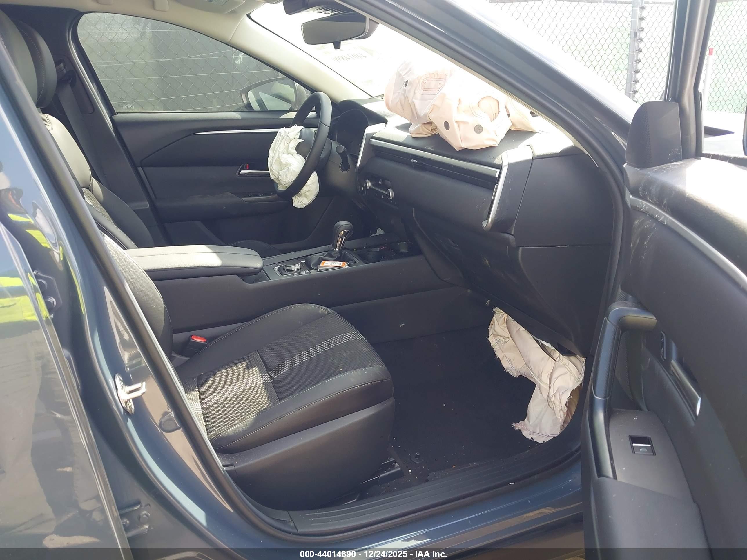 MAZDA CX-50 image 5