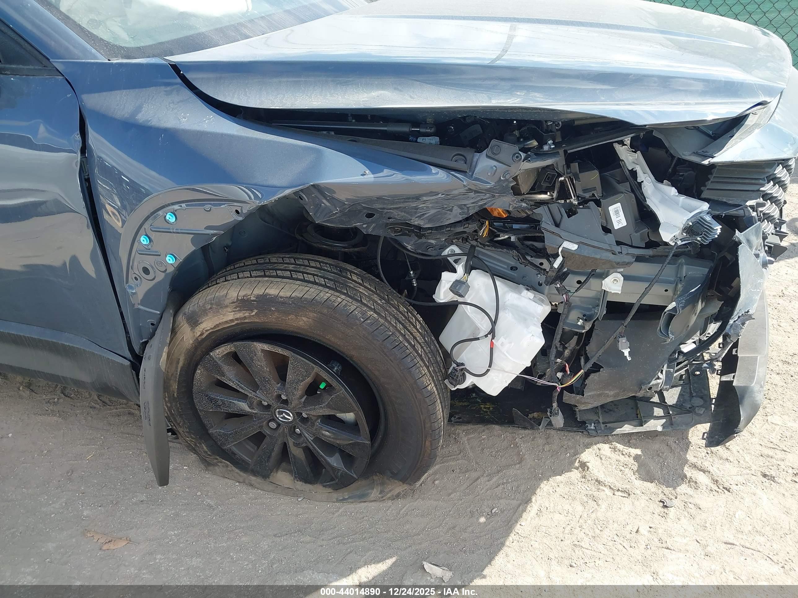 MAZDA CX-50 image 6