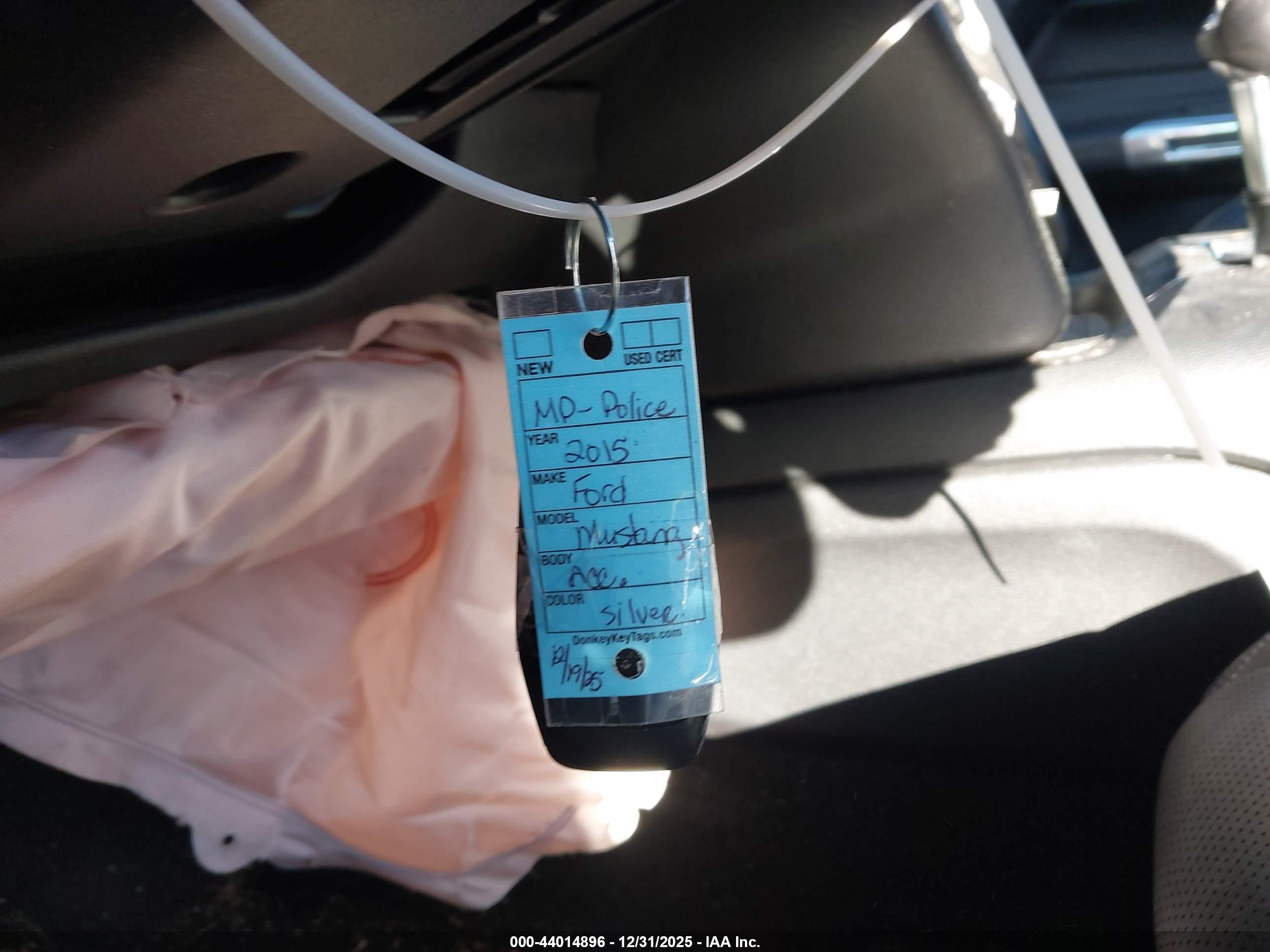 FORD MUSTANG image 11