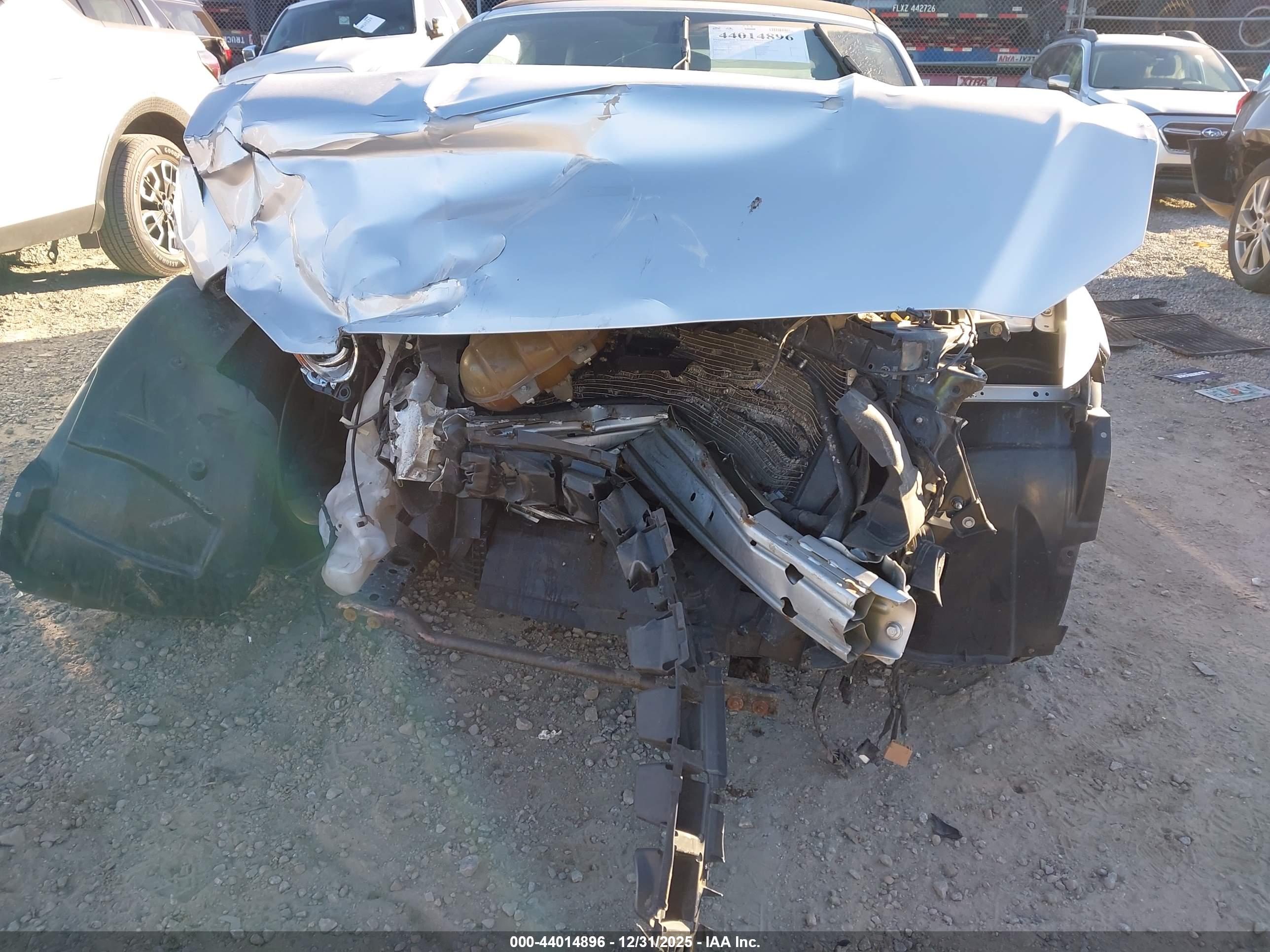 FORD MUSTANG image 6
