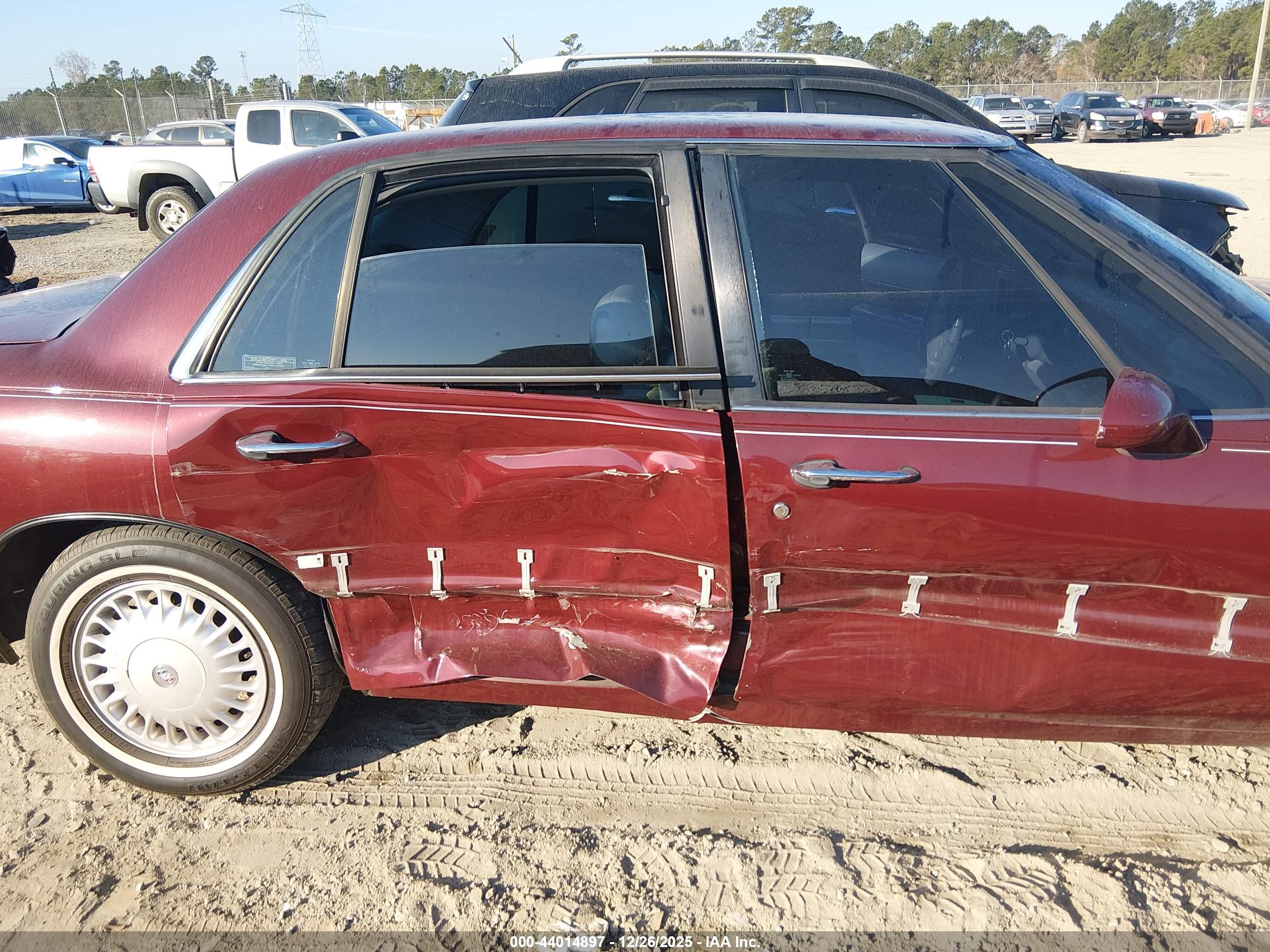 BUICK LESABRE image 6