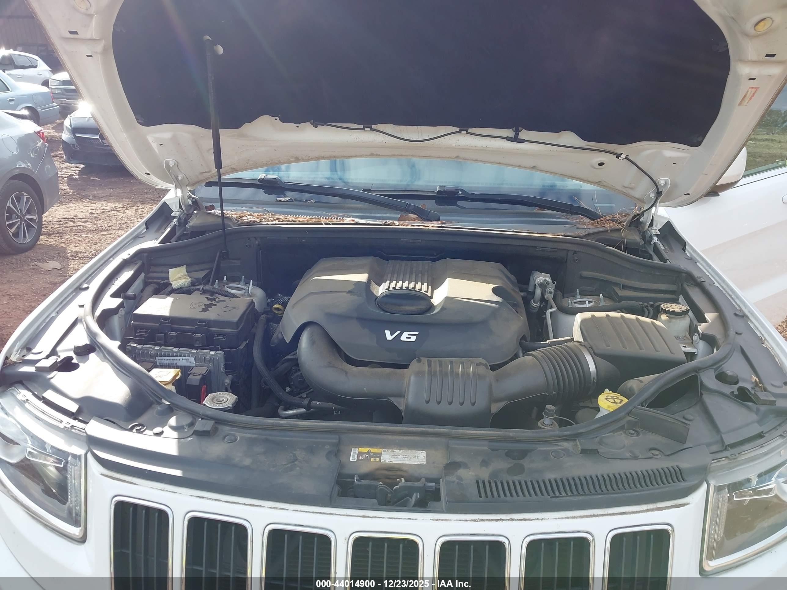 JEEP GRAND image 10