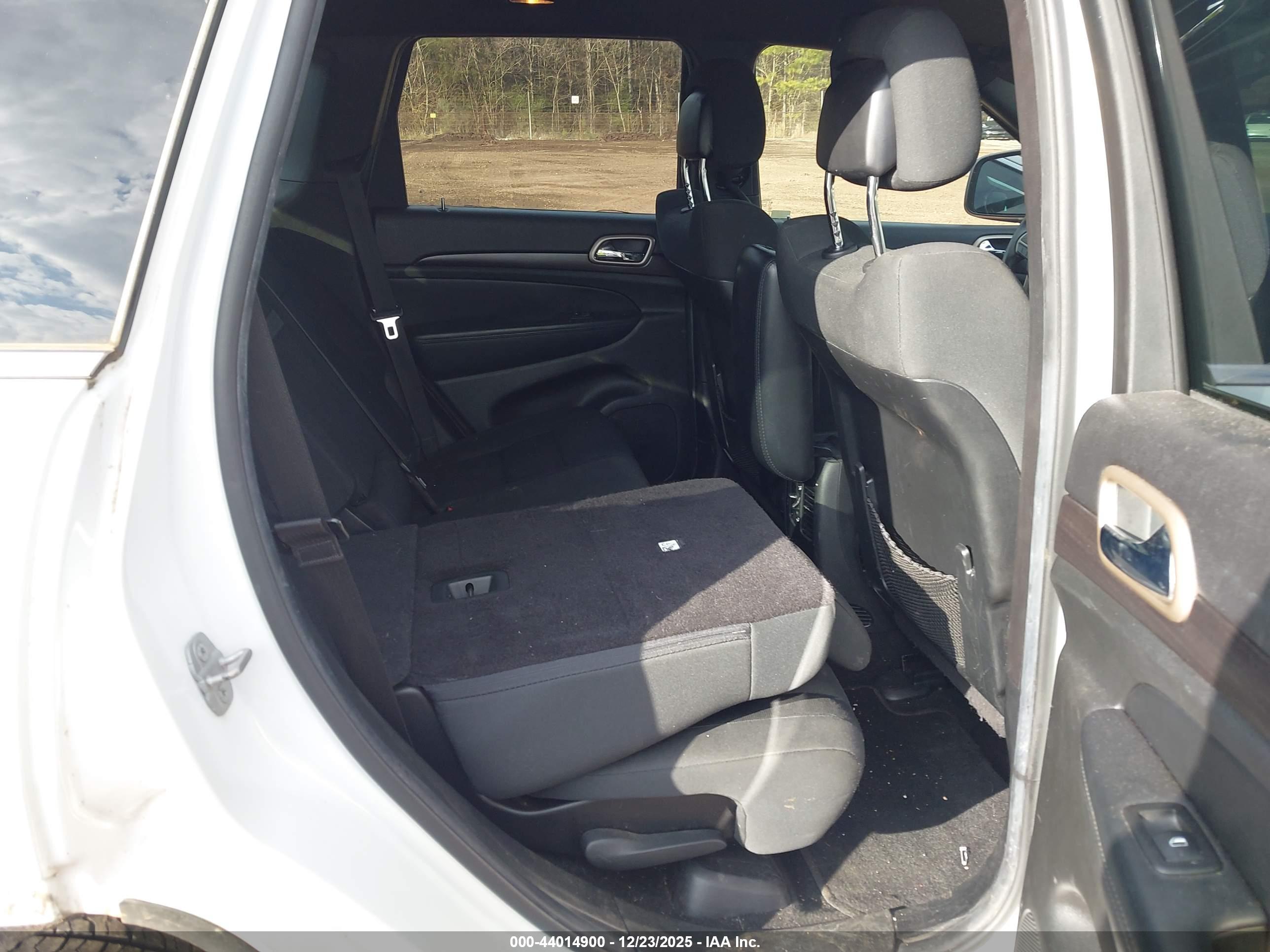 JEEP GRAND image 8