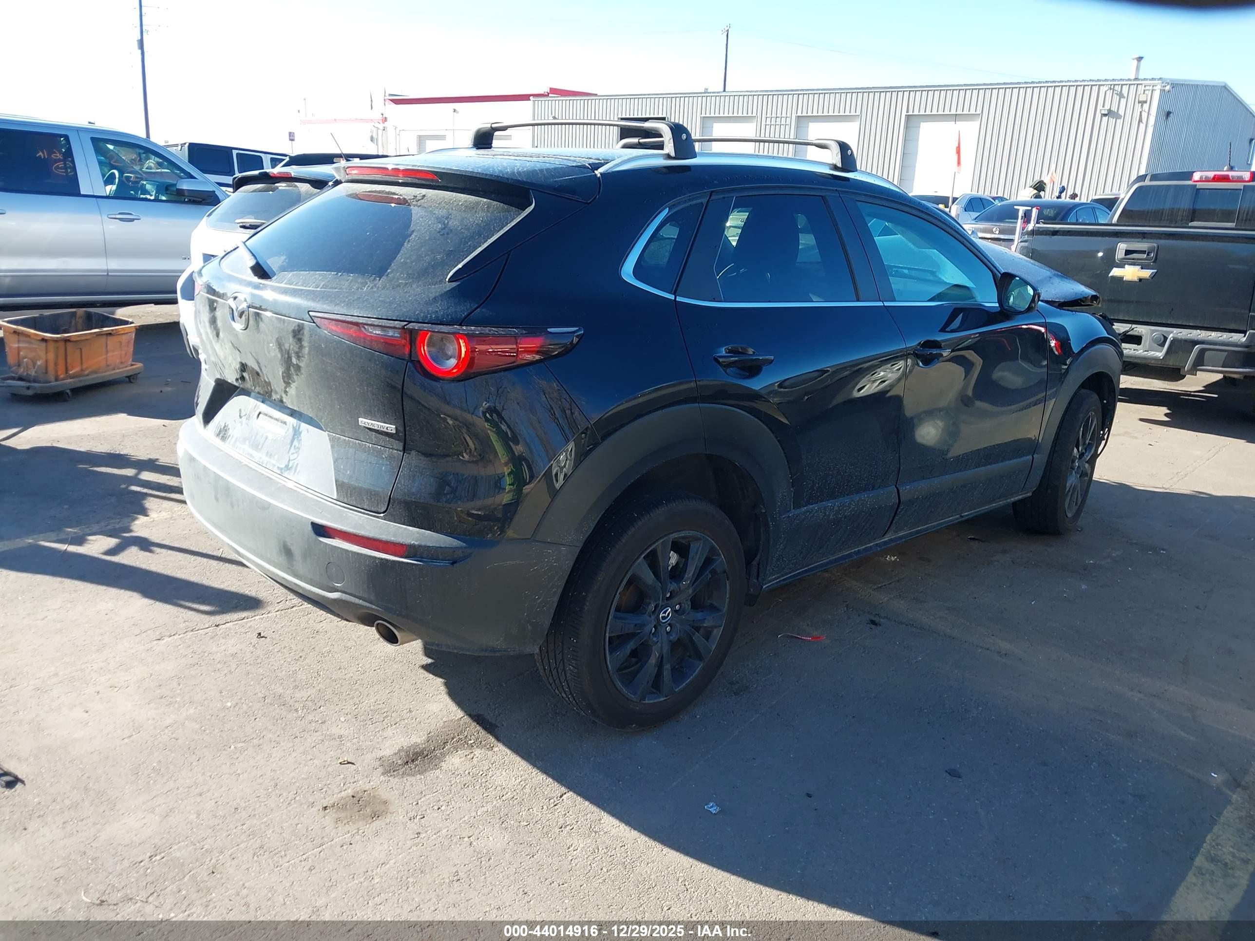 MAZDA CX-30 image 4