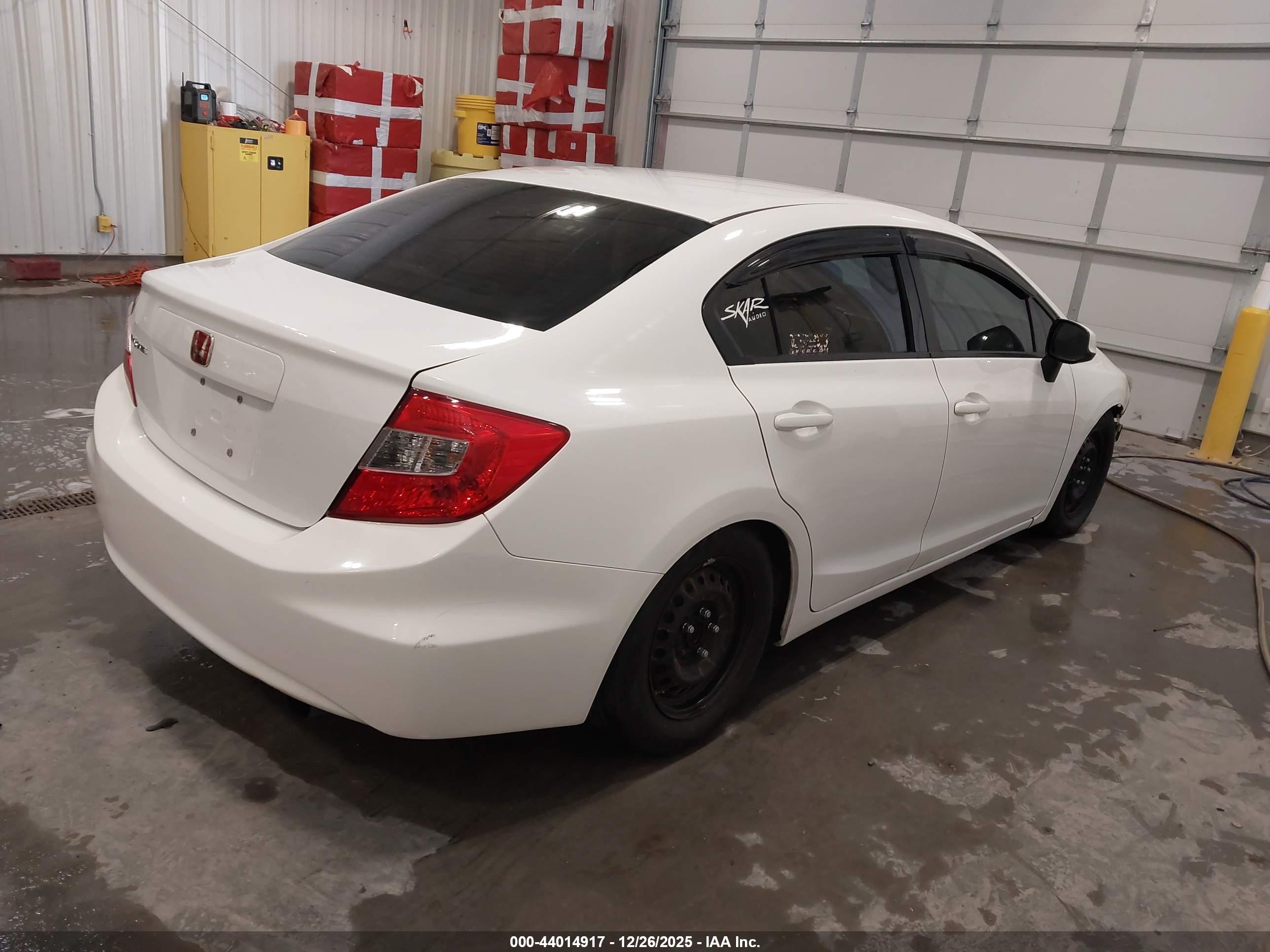 HONDA CIVIC image 4