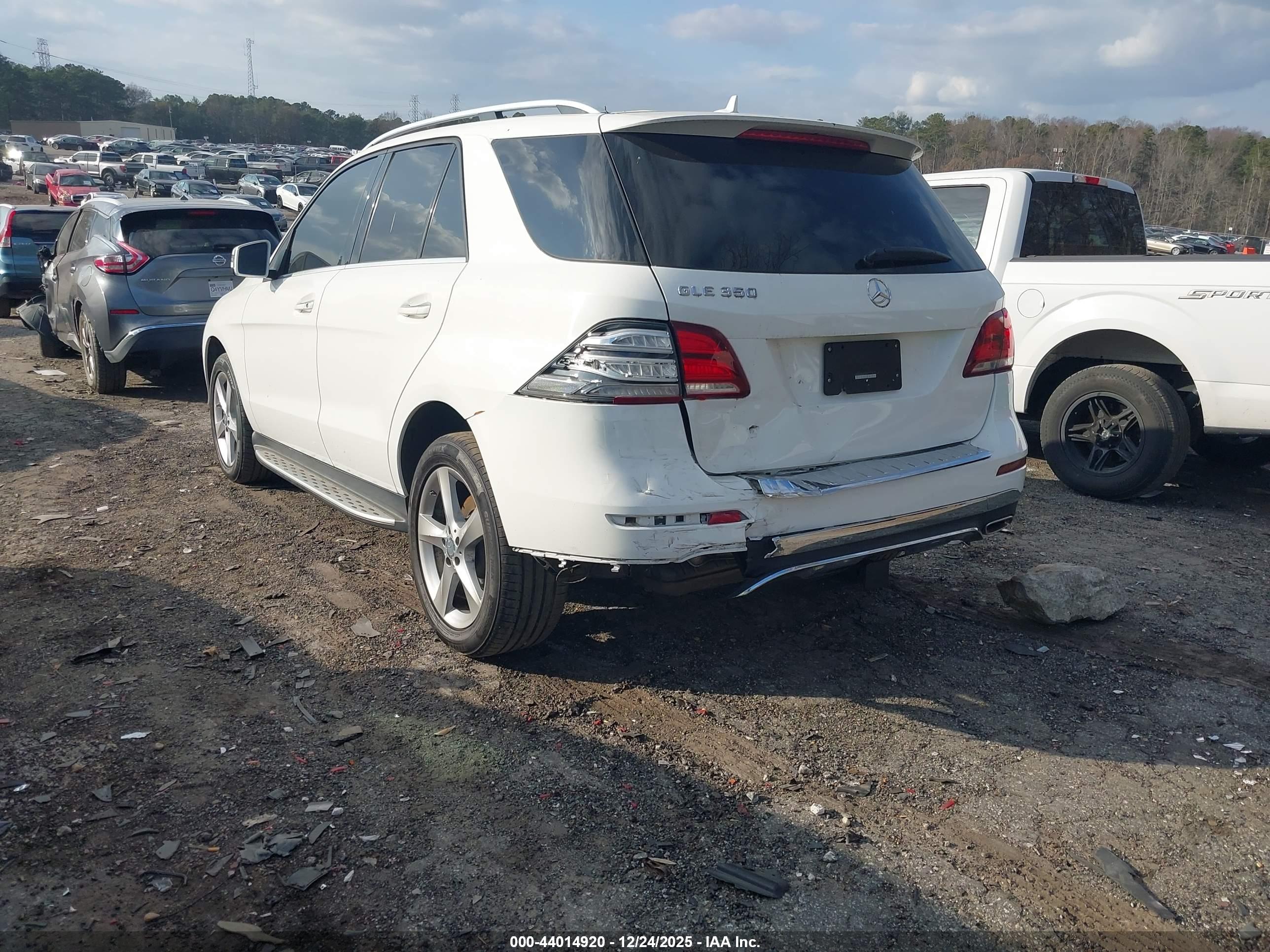 MERCEDES-BENZ GLE image 3