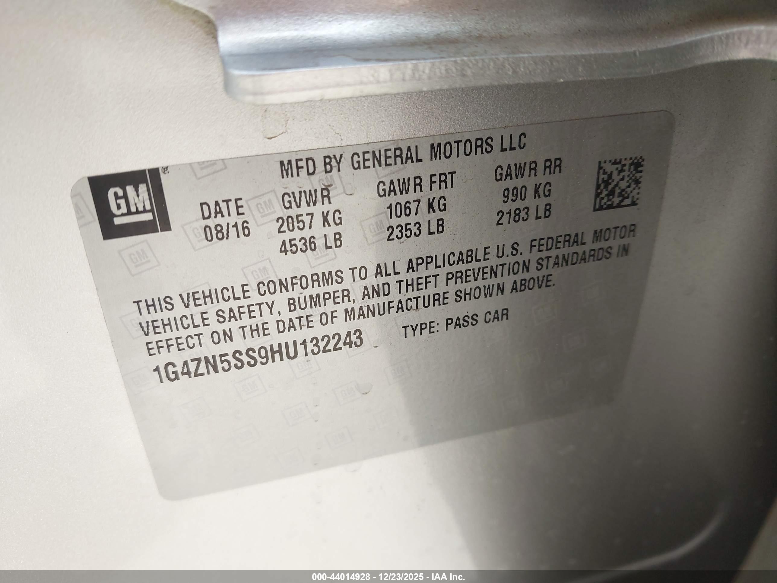 BUICK LACROSSE image 9