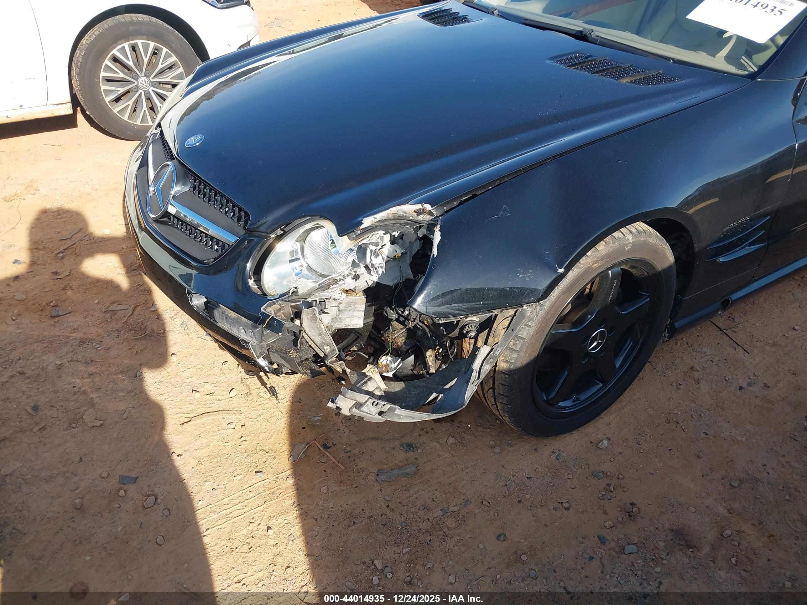 MERCEDES-BENZ SL image 6