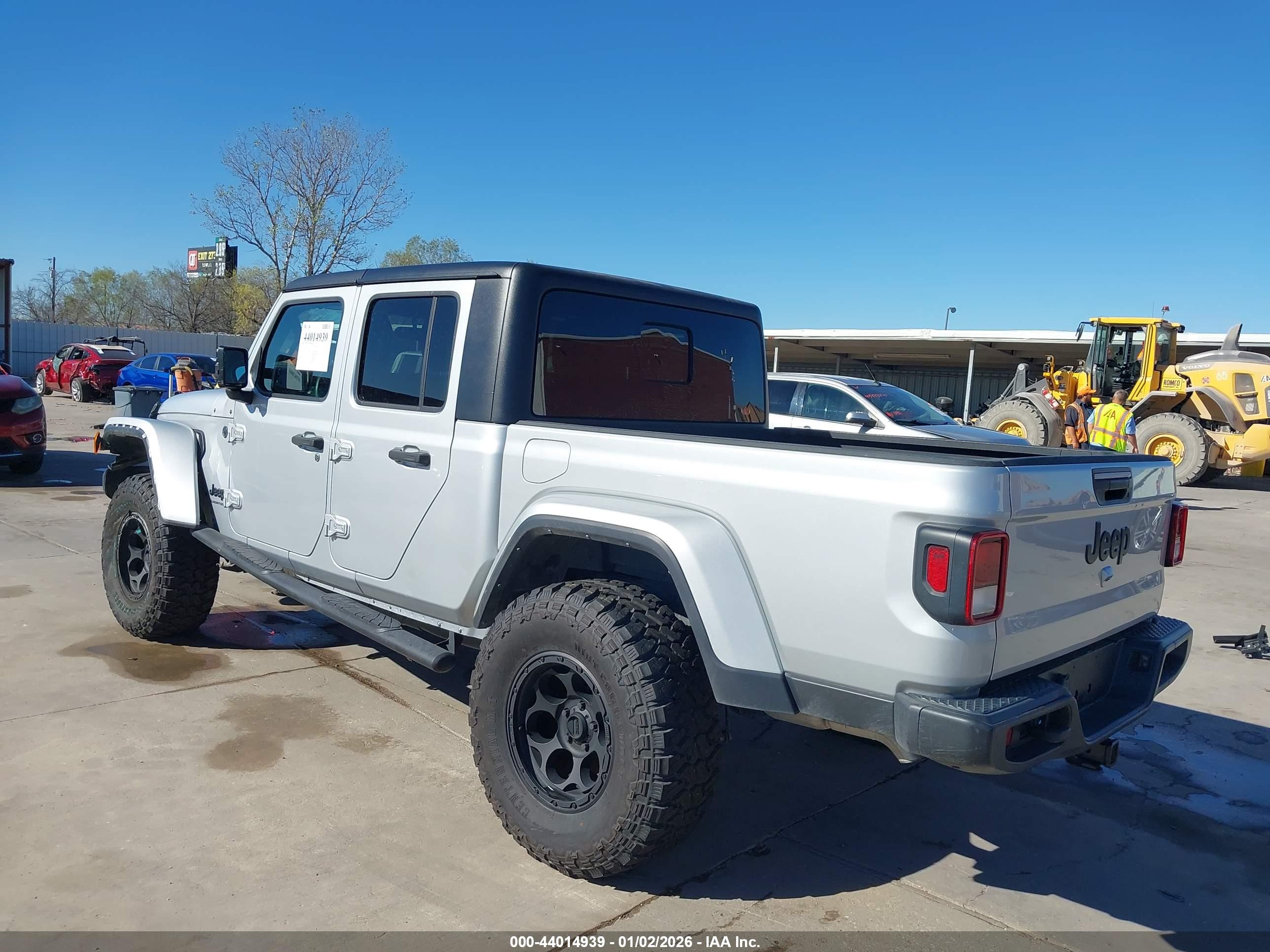 JEEP GLADIATOR image 3