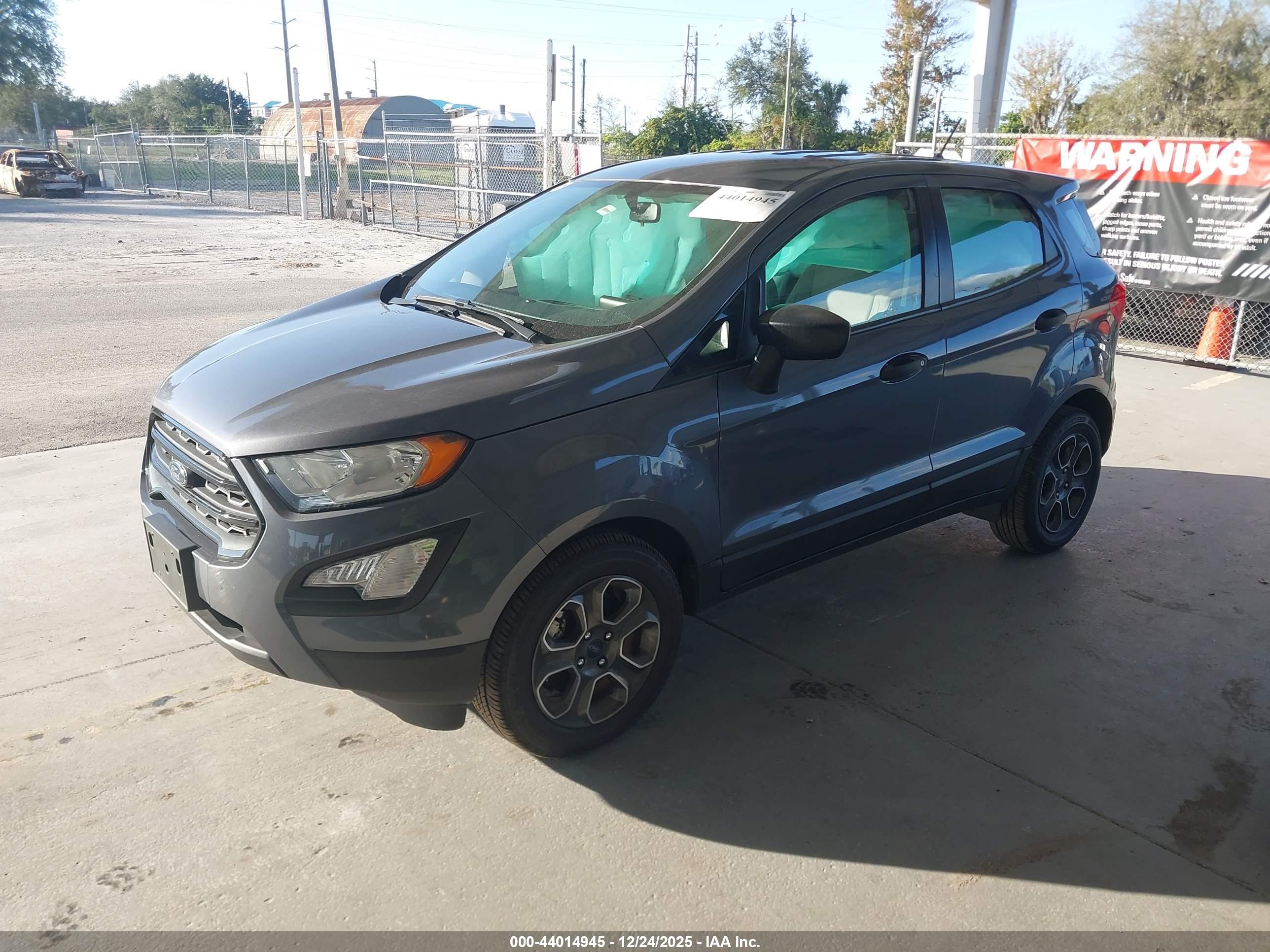 FORD ECOSPORT image 2