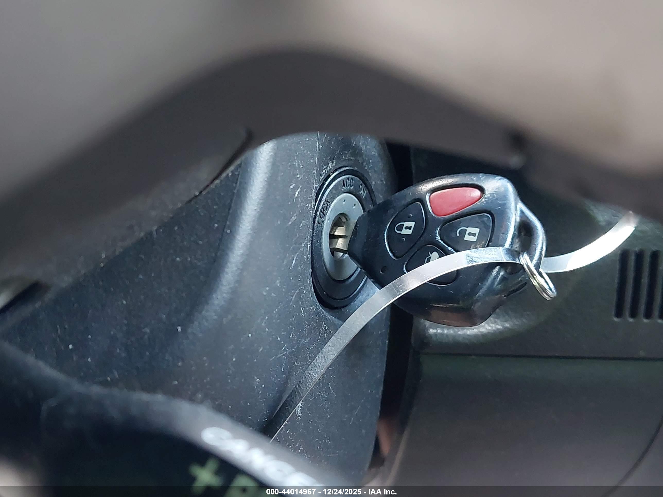 TOYOTA COROLLA image 11