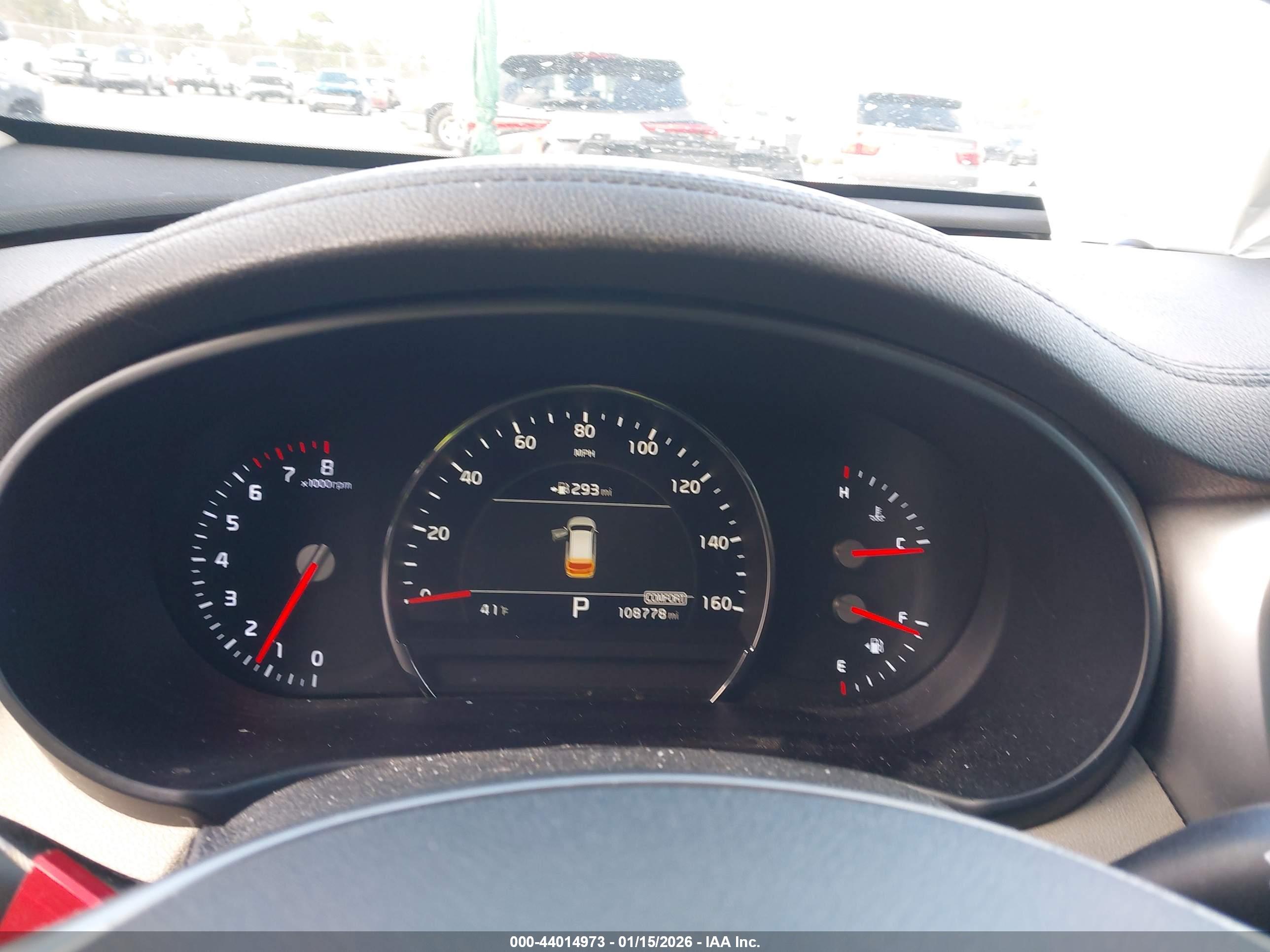 KIA SORENTO image 7