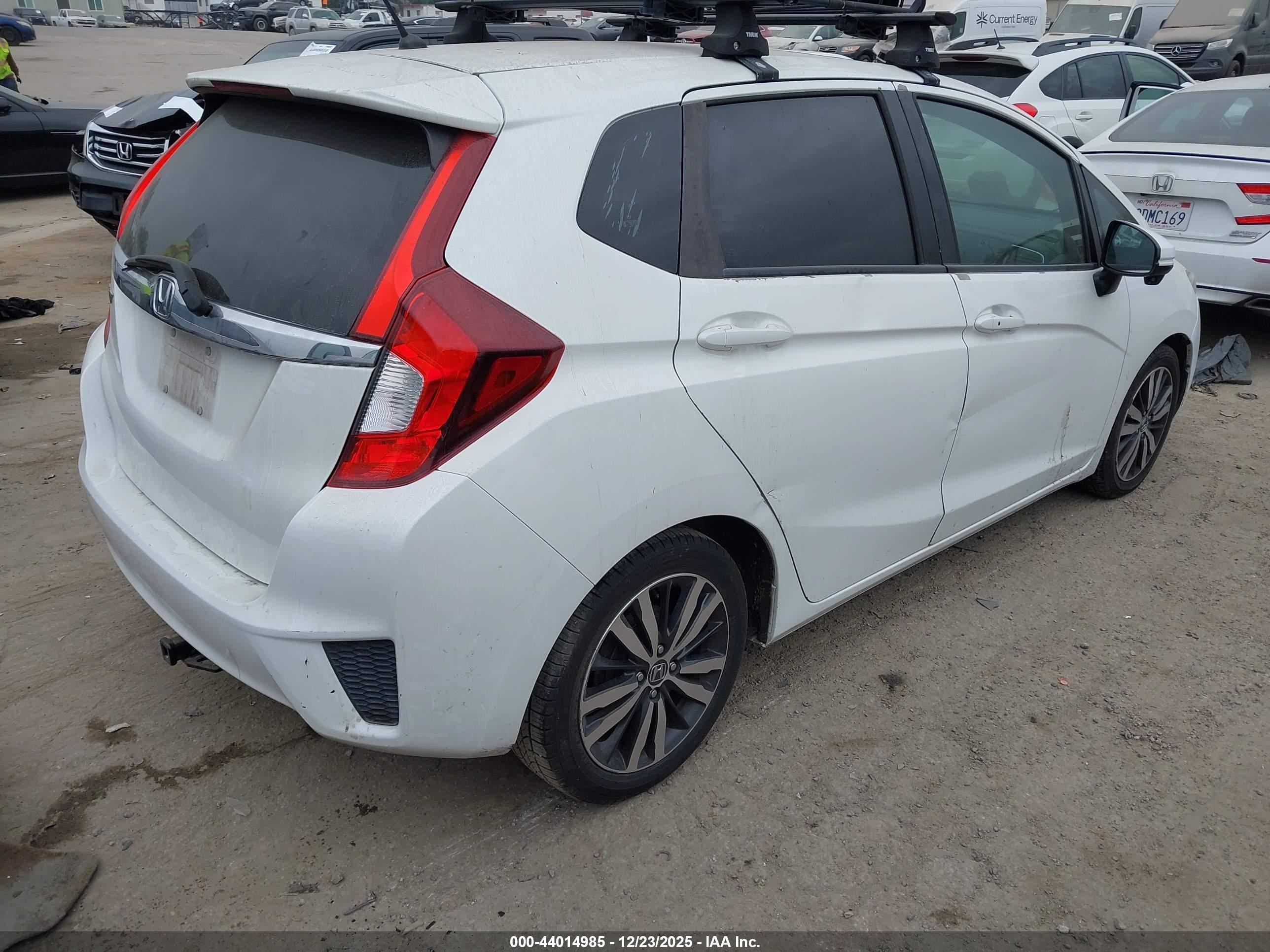 HONDA FIT image 4