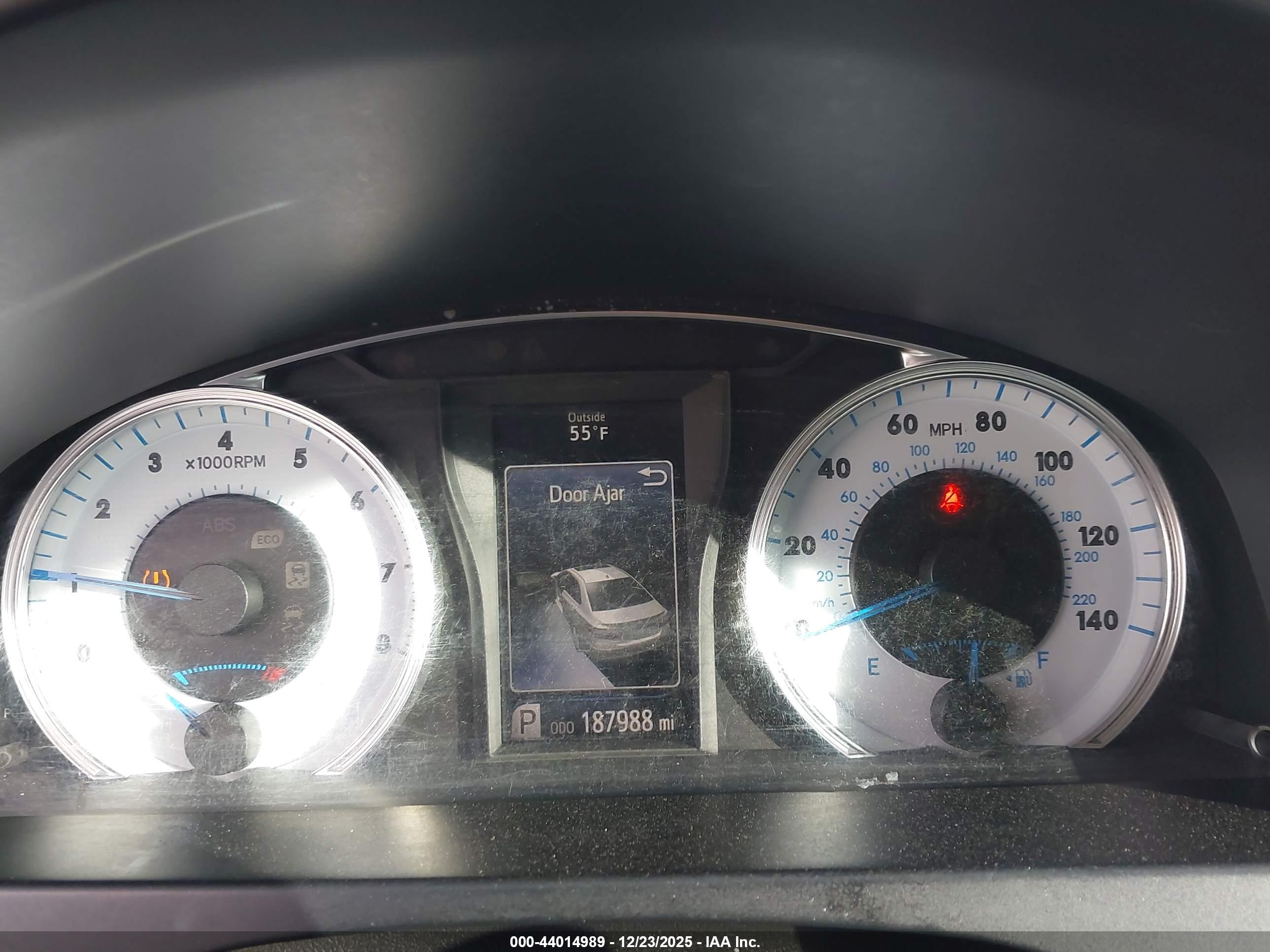TOYOTA CAMRY image 7