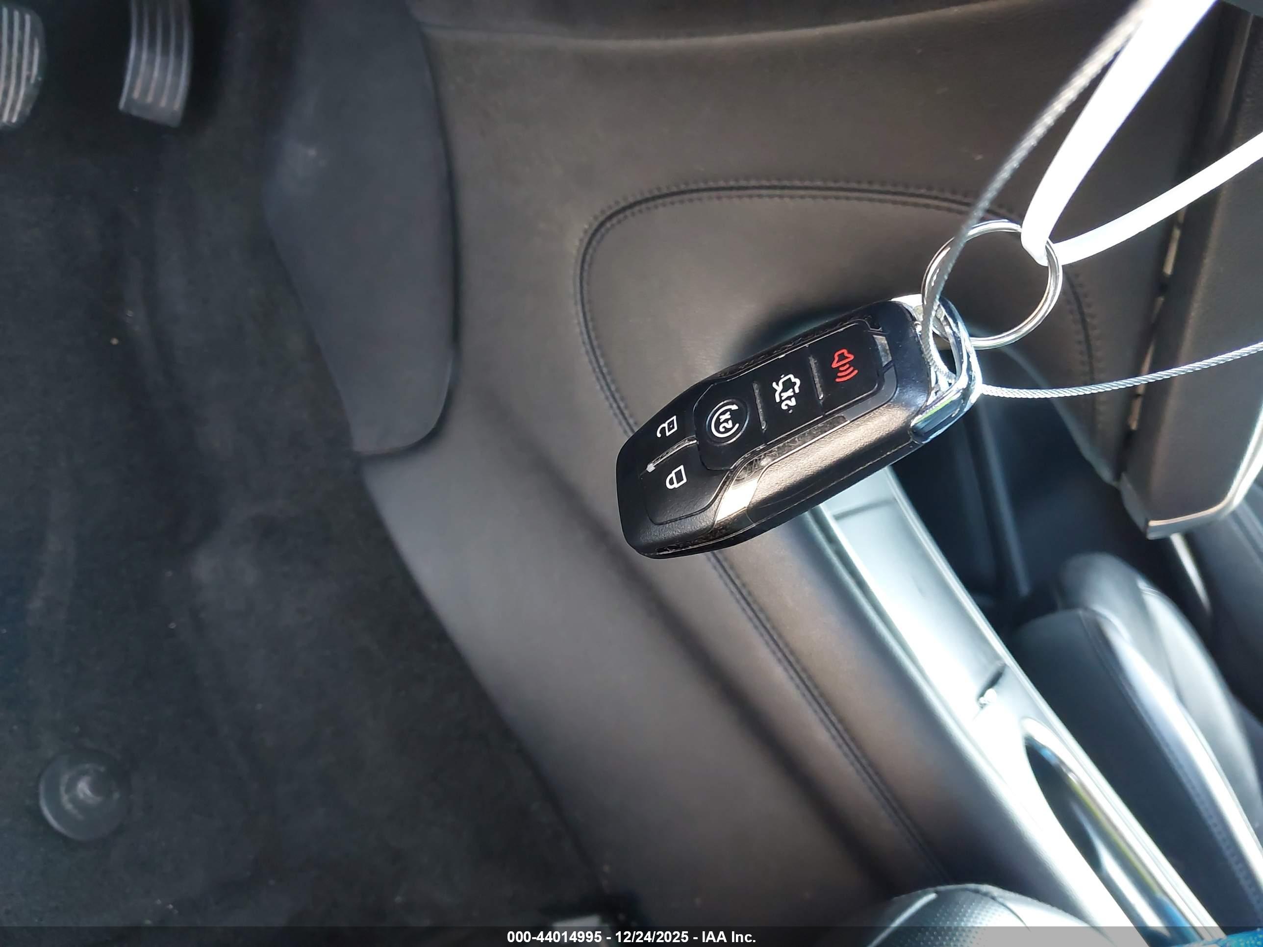LINCOLN MKC image 11