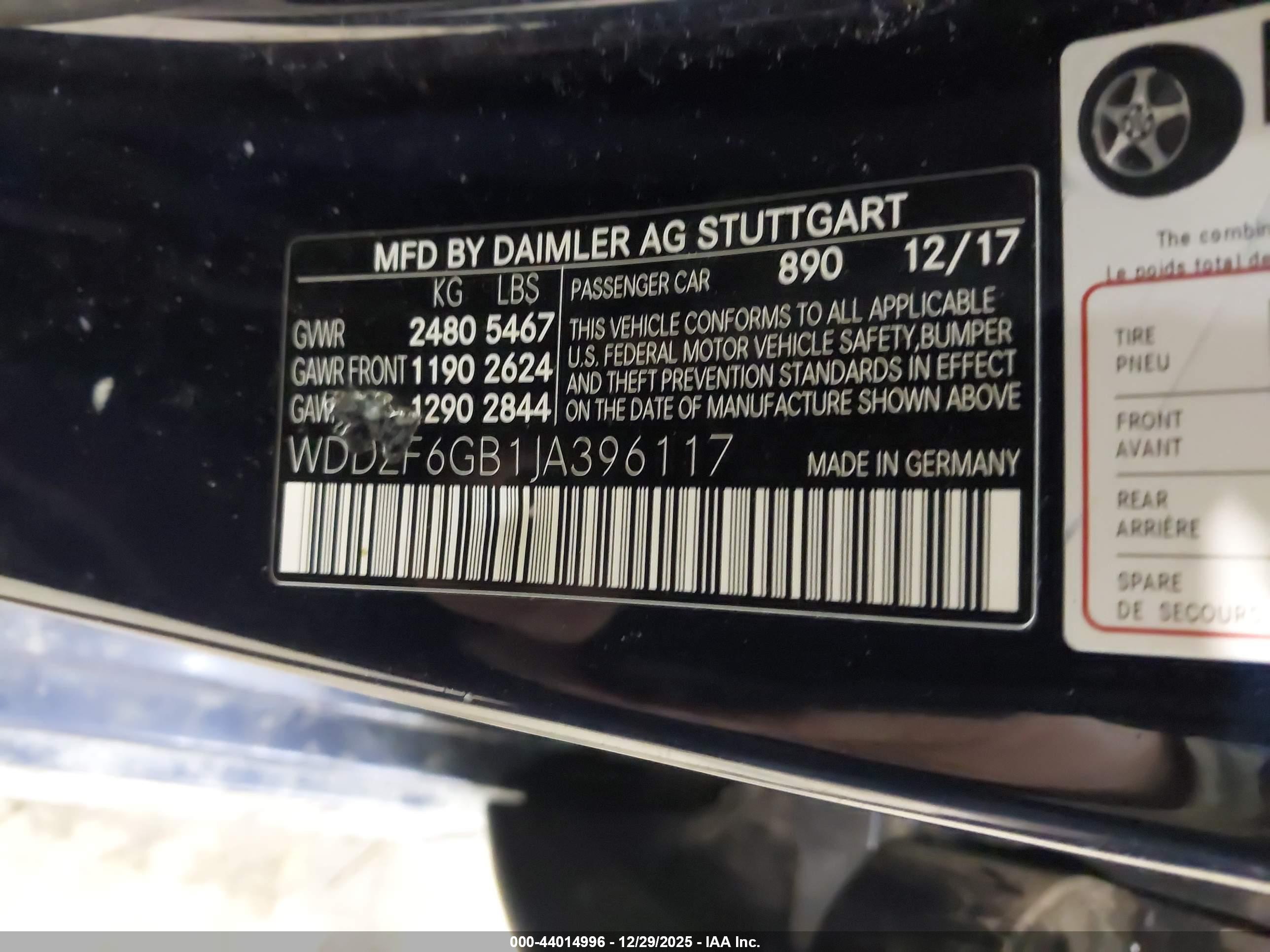 MERCEDES-BENZ E image 9