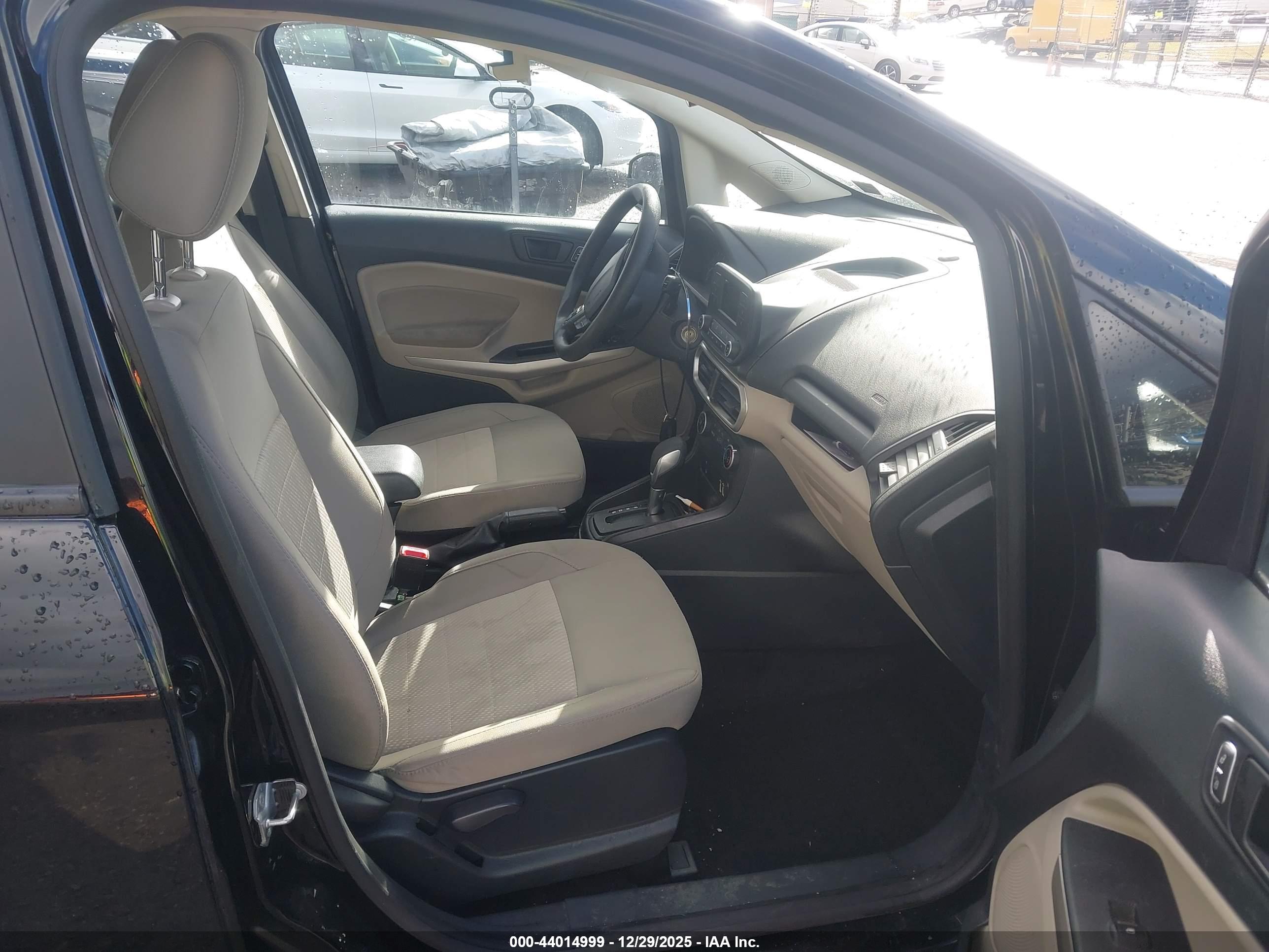FORD ECOSPORT image 5