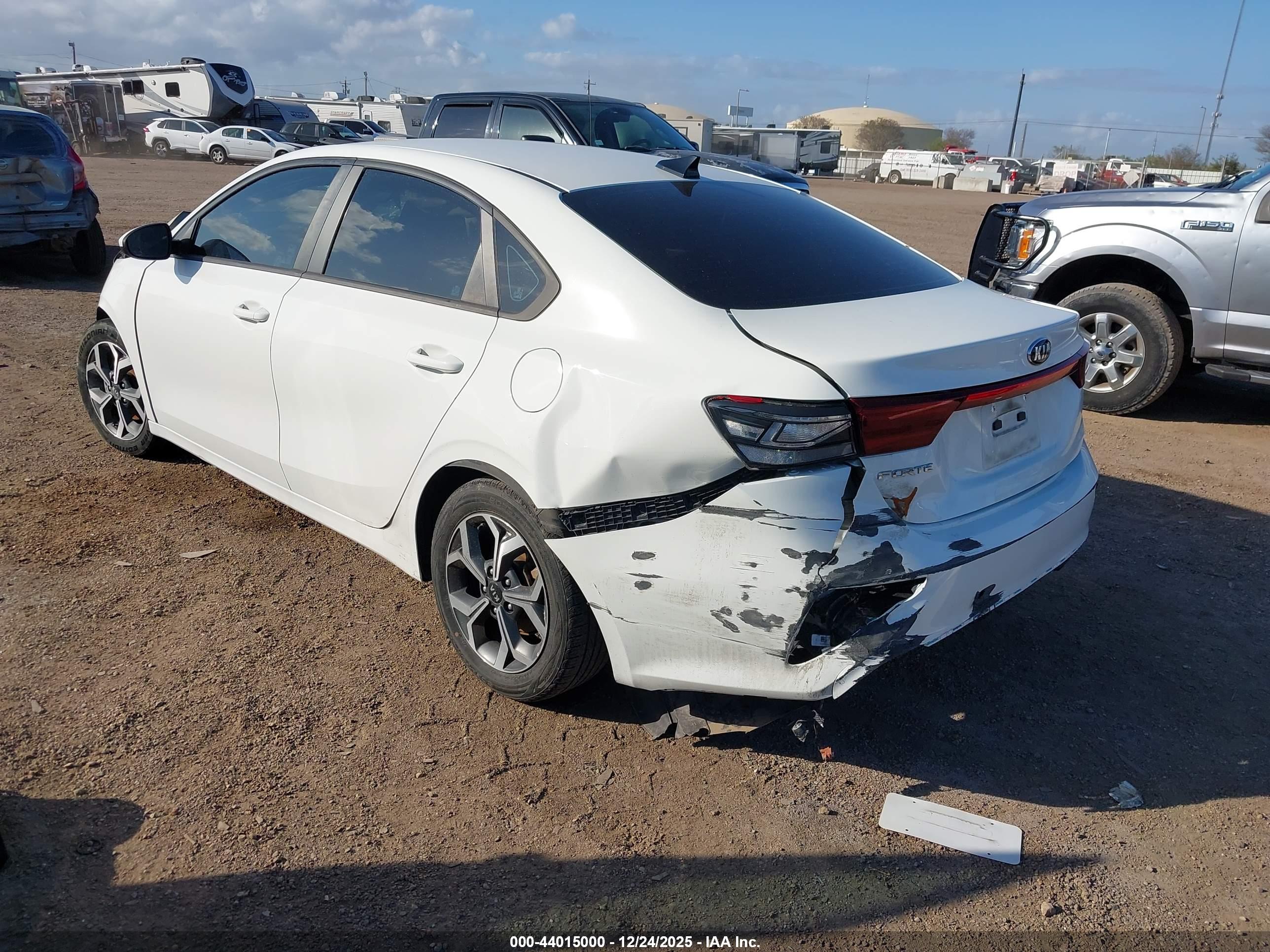 KIA FORTE image 3