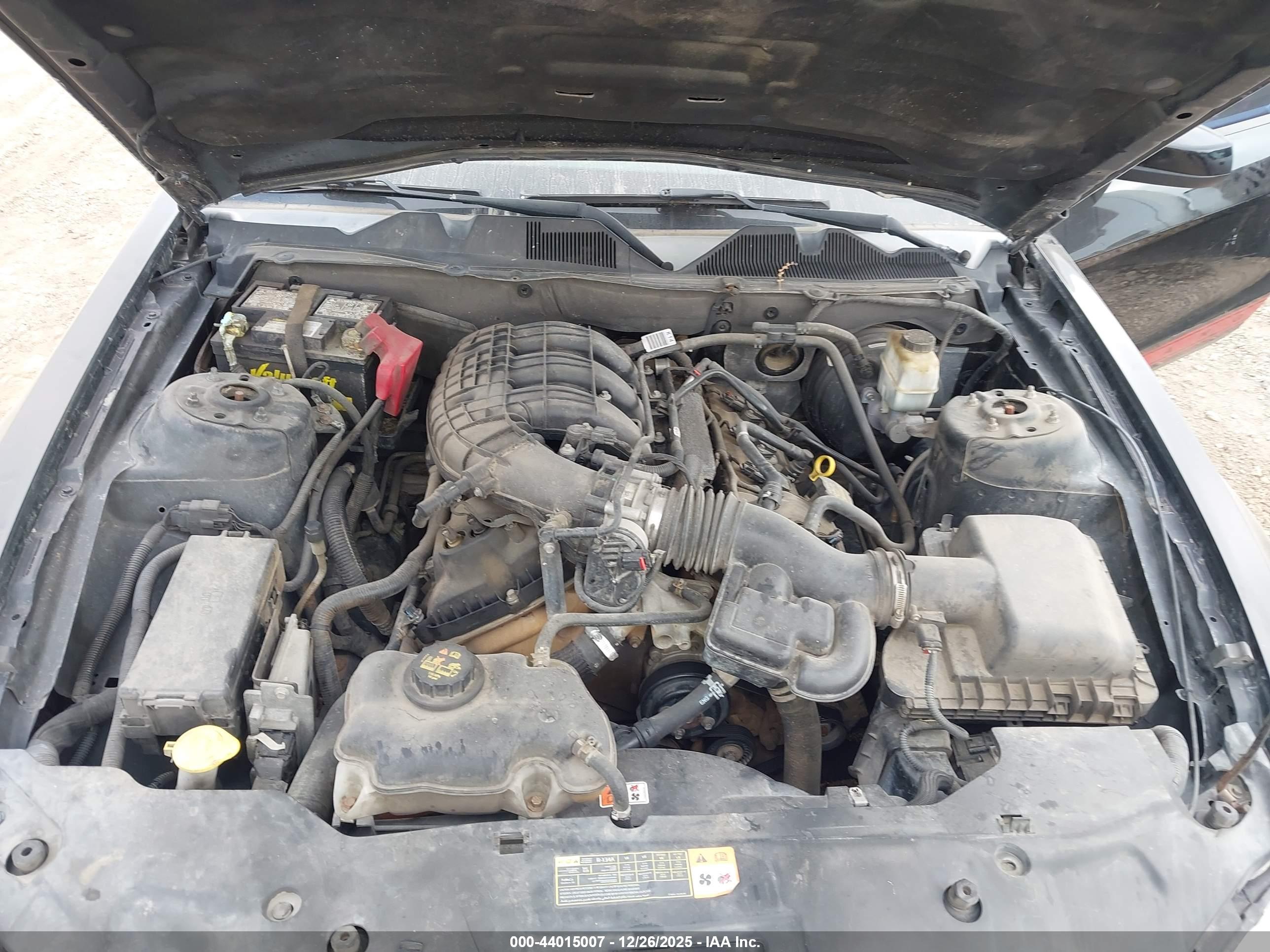 FORD MUSTANG image 10