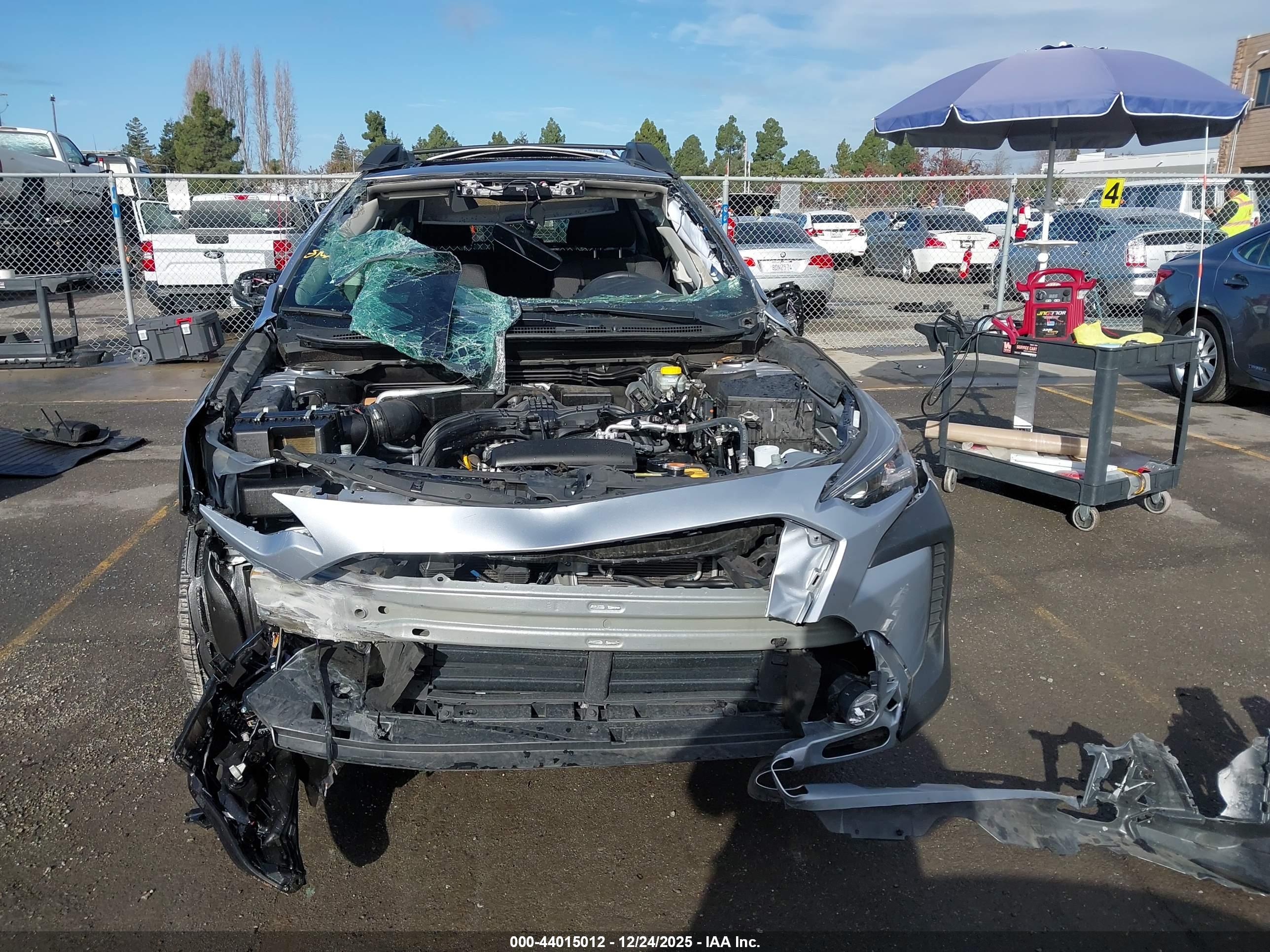 SUBARU OUTBACK image 6