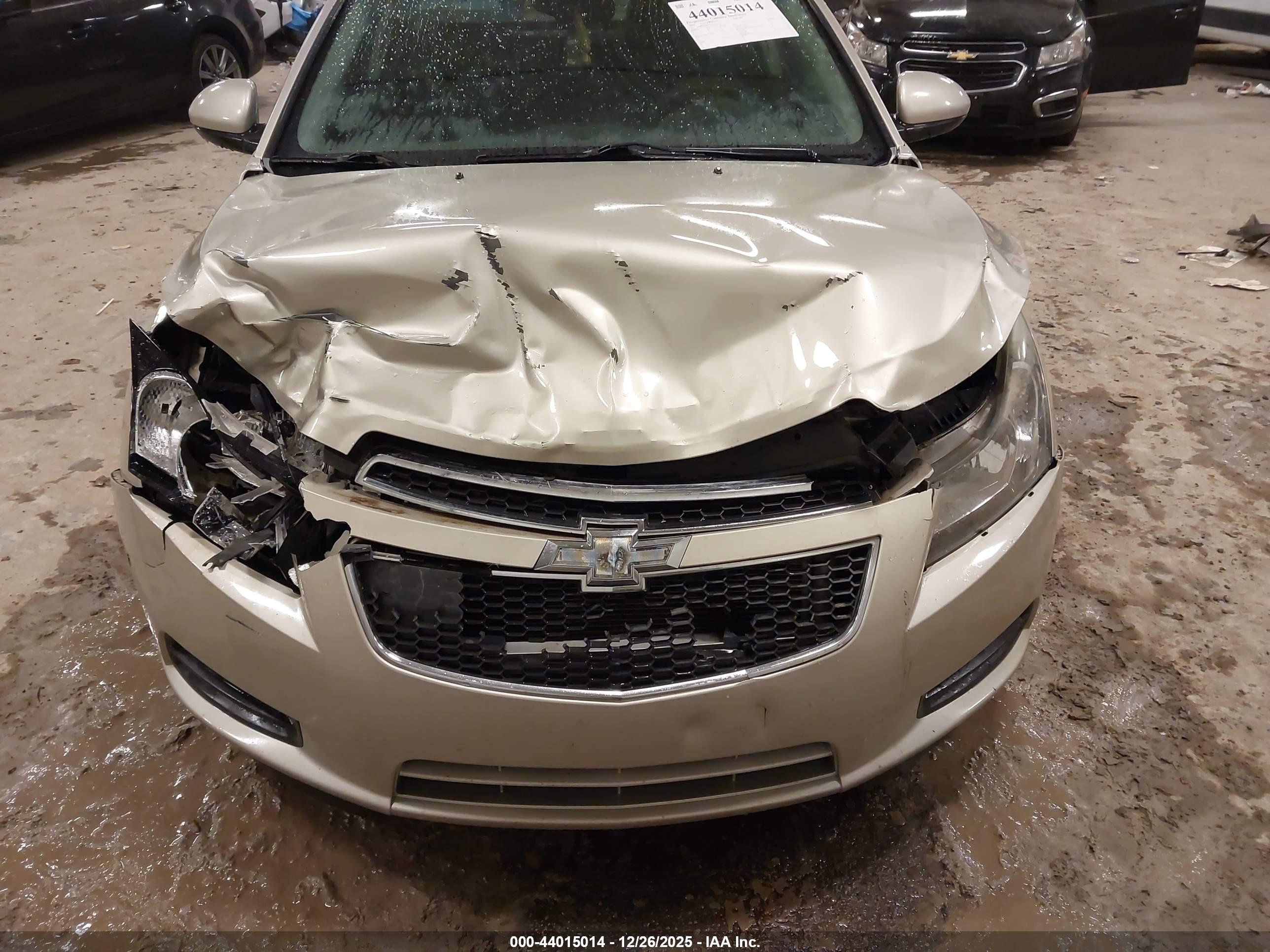 CHEVROLET CRUZE image 6
