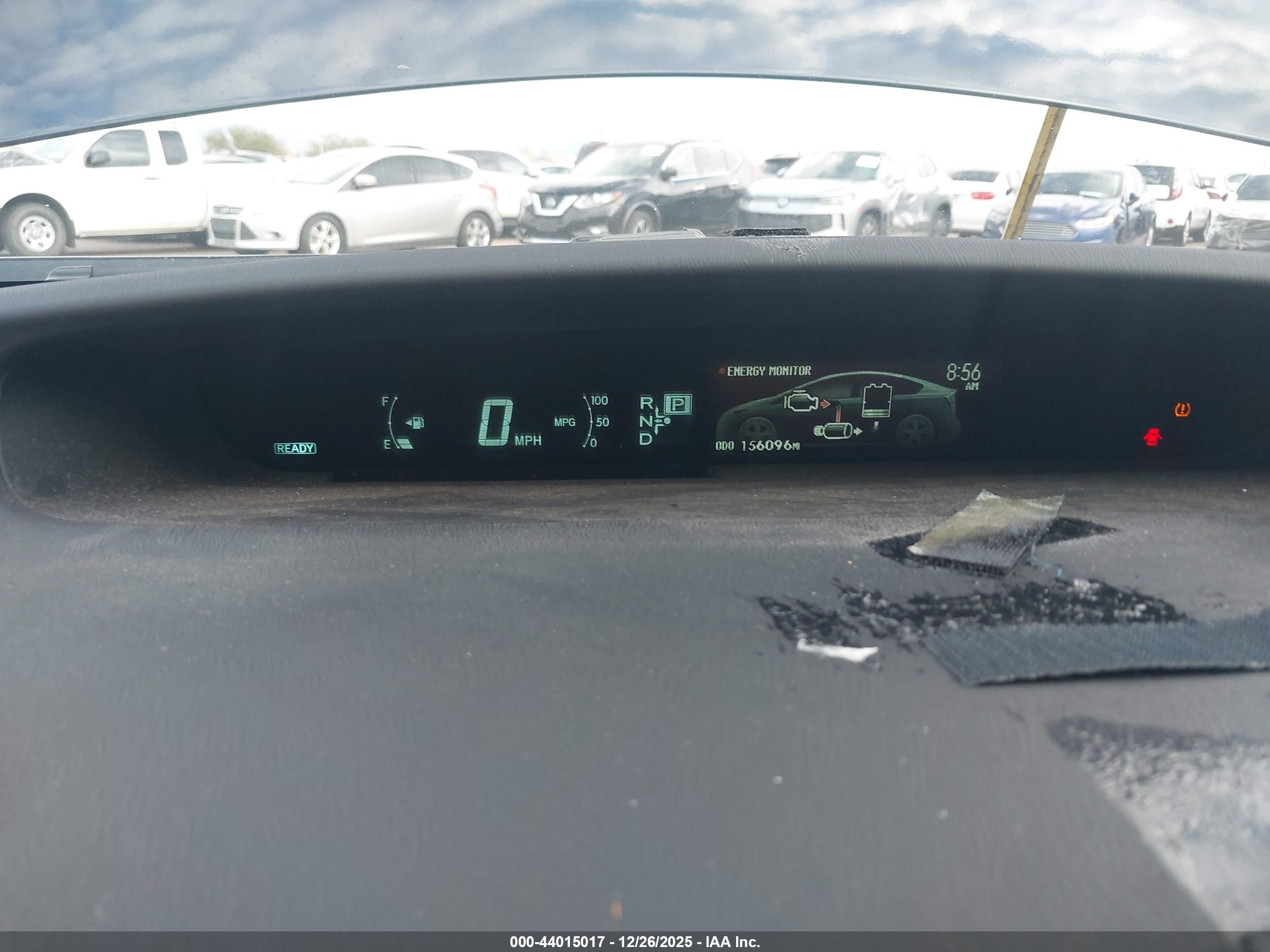 TOYOTA PRIUS image 7
