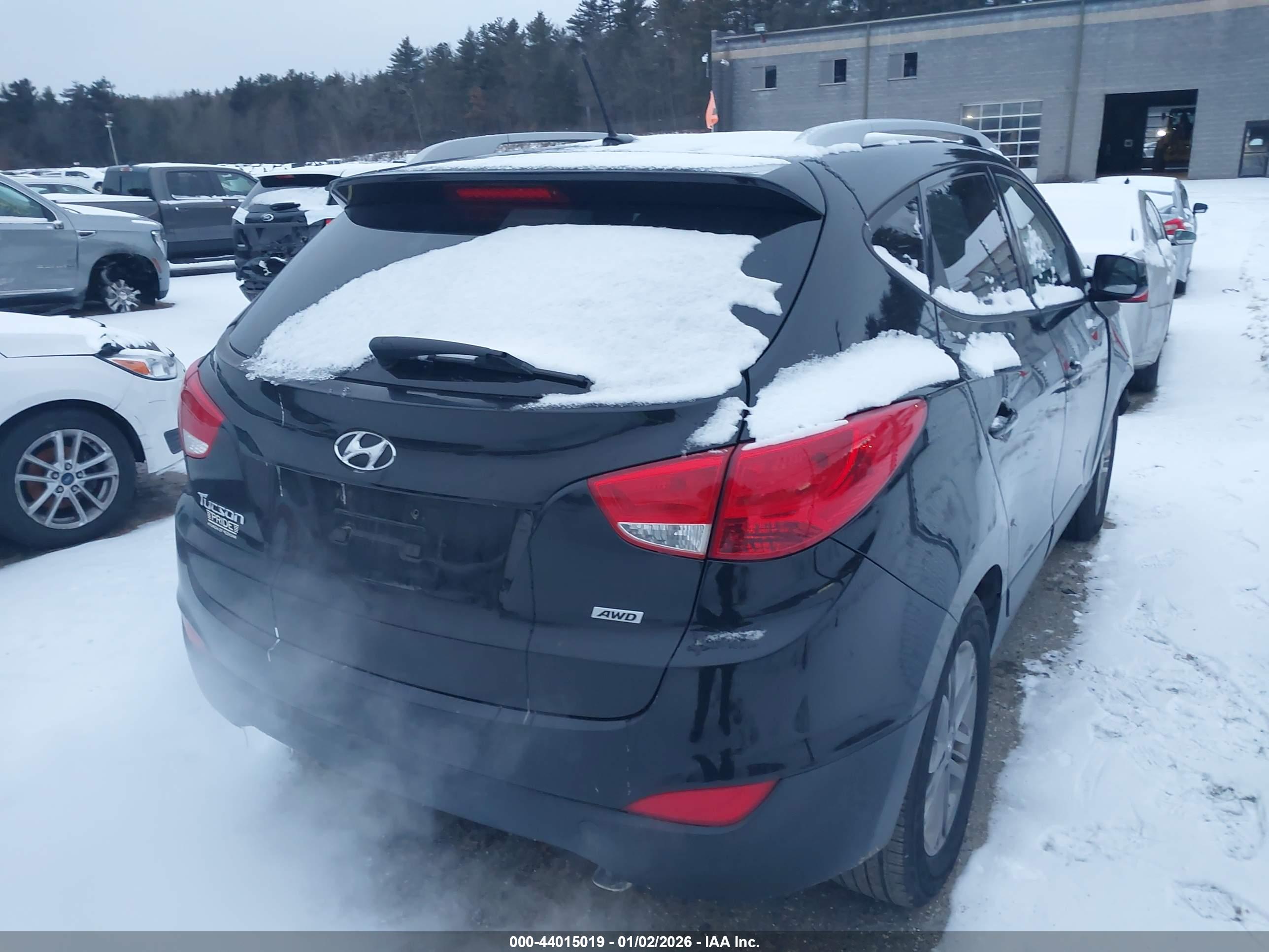 HYUNDAI TUCSON image 4