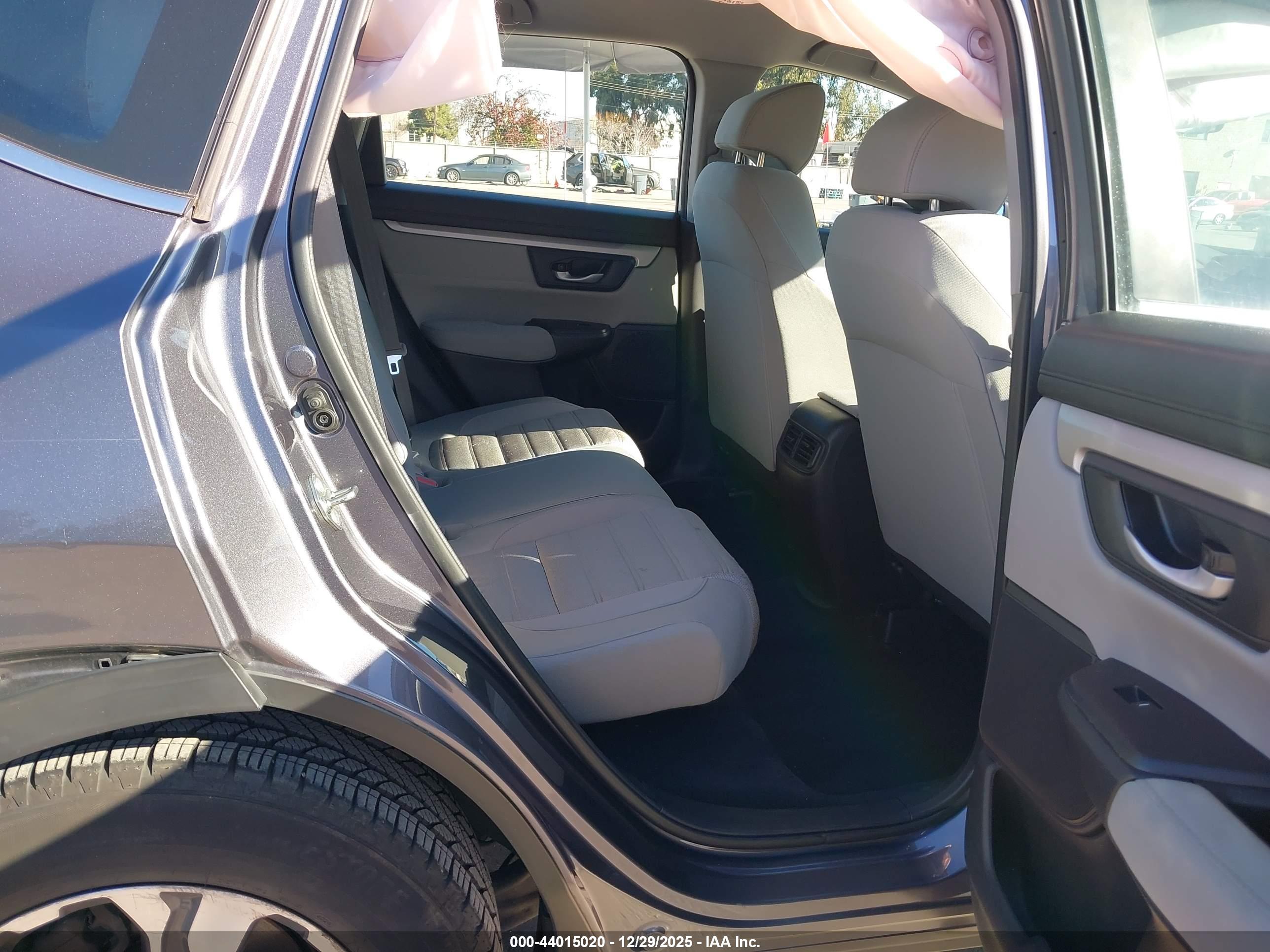 HONDA CR-V image 8